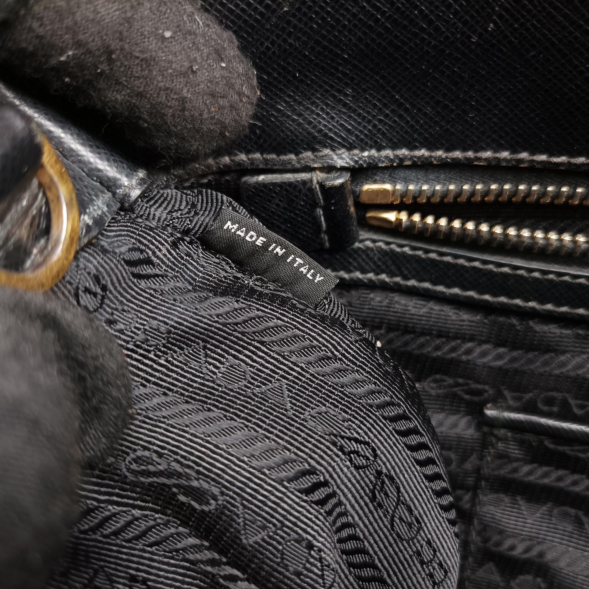 Pre-owned Prada Galleria Black SAFFIANO Leather BN2274 shoulderbag | stylenewstar