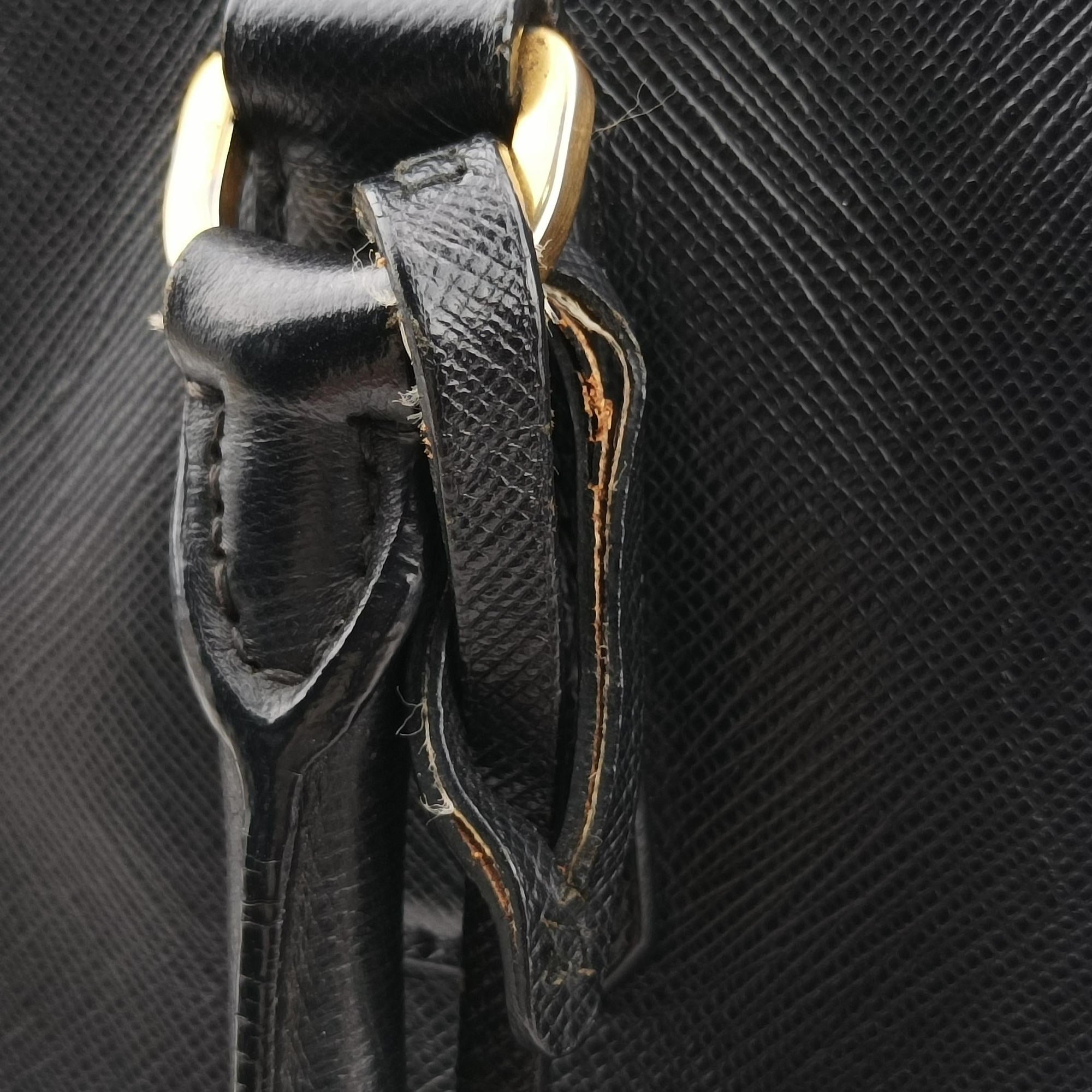 Pre-owned Prada Galleria Black SAFFIANO Leather BN2274 shoulderbag | stylenewstar