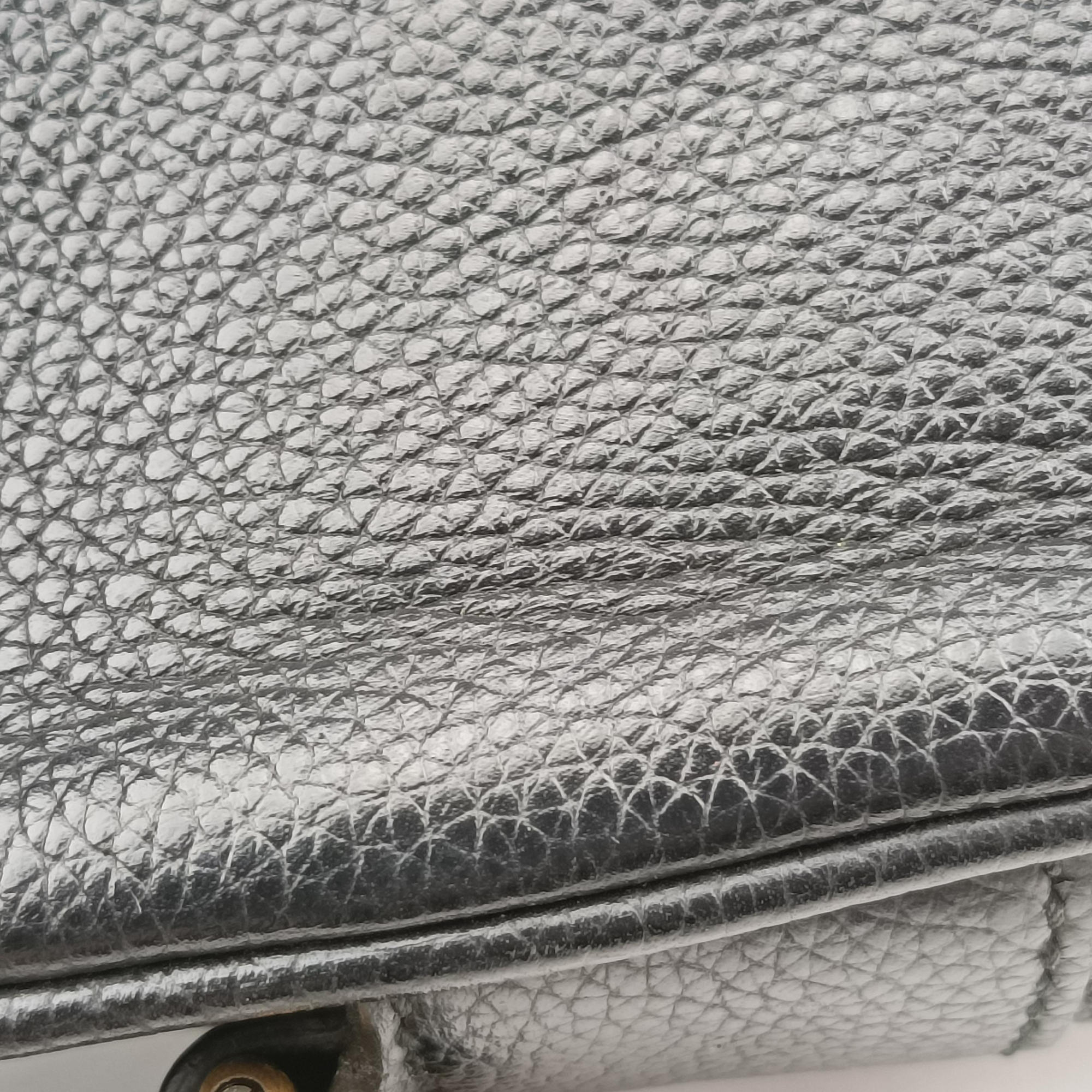 Vintage Gucci Print Messenger Black Leather 574803 shoulderbag | stylenewstar