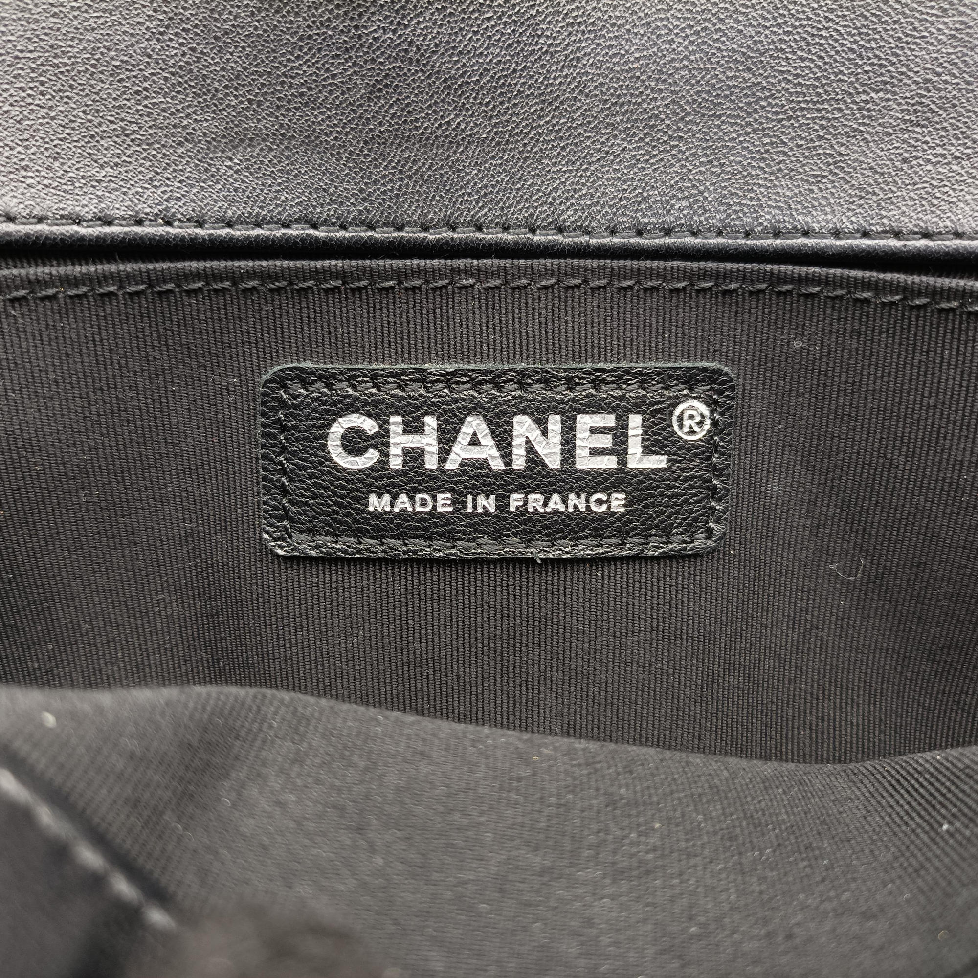 Pre-owned Chanel BOY CHANEL Black velour A67085 shoulderbag | stylenewstar
