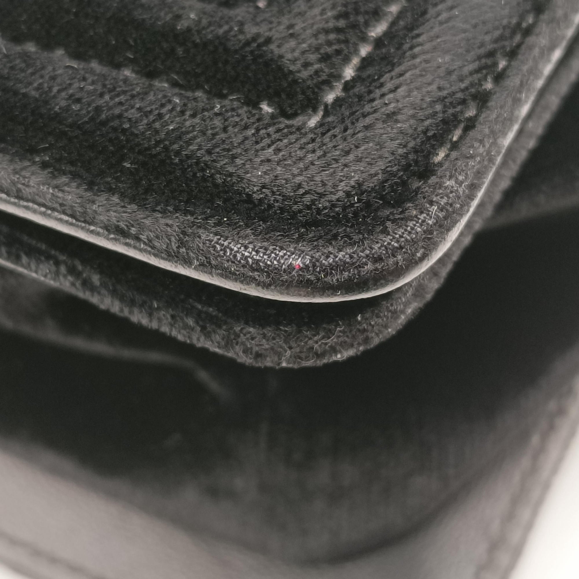 Pre-owned Chanel BOY CHANEL Black velour A67085 shoulderbag | stylenewstar