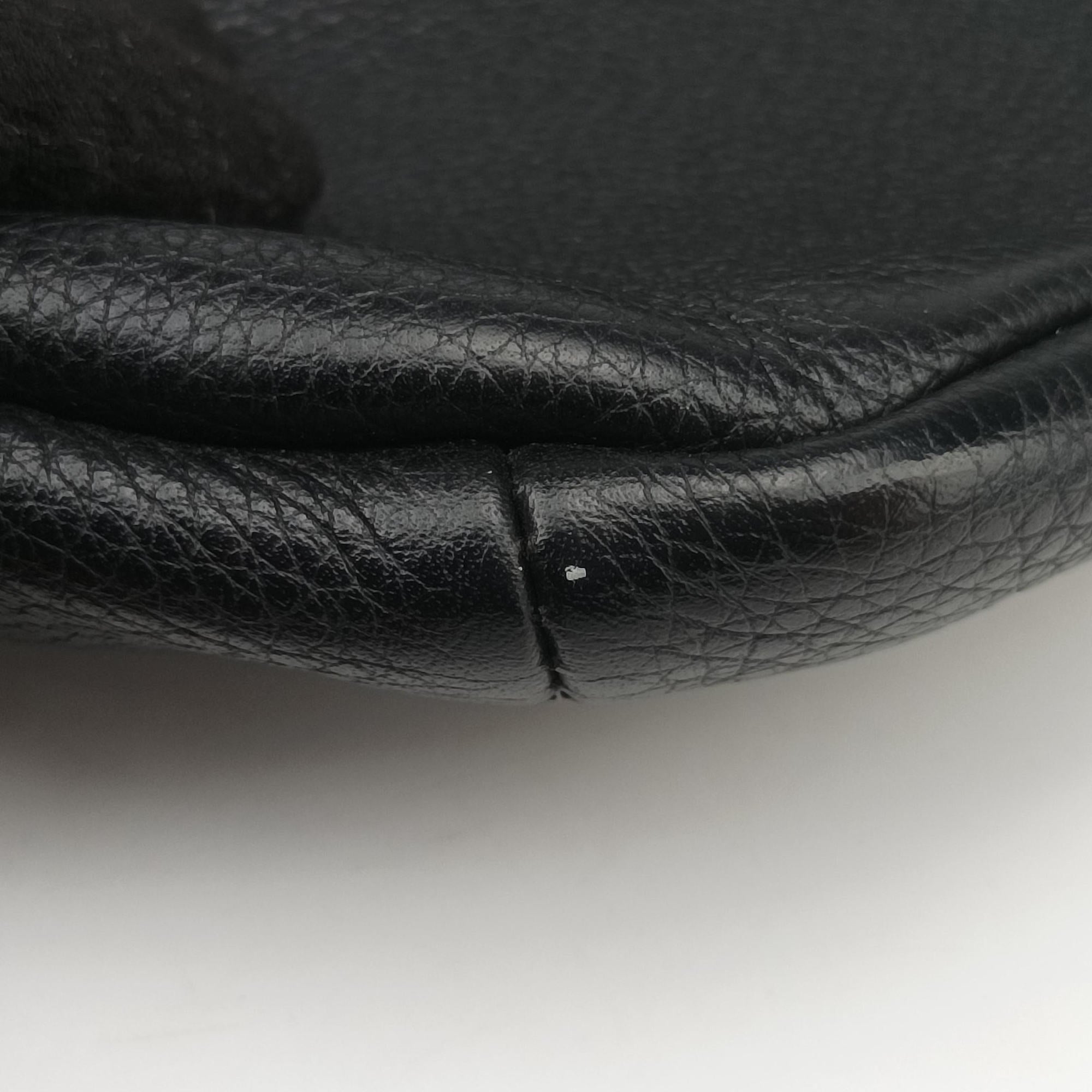 Secondhand Gucci Print Black Leather 527792 bum bag/waist bag | stylenewstar