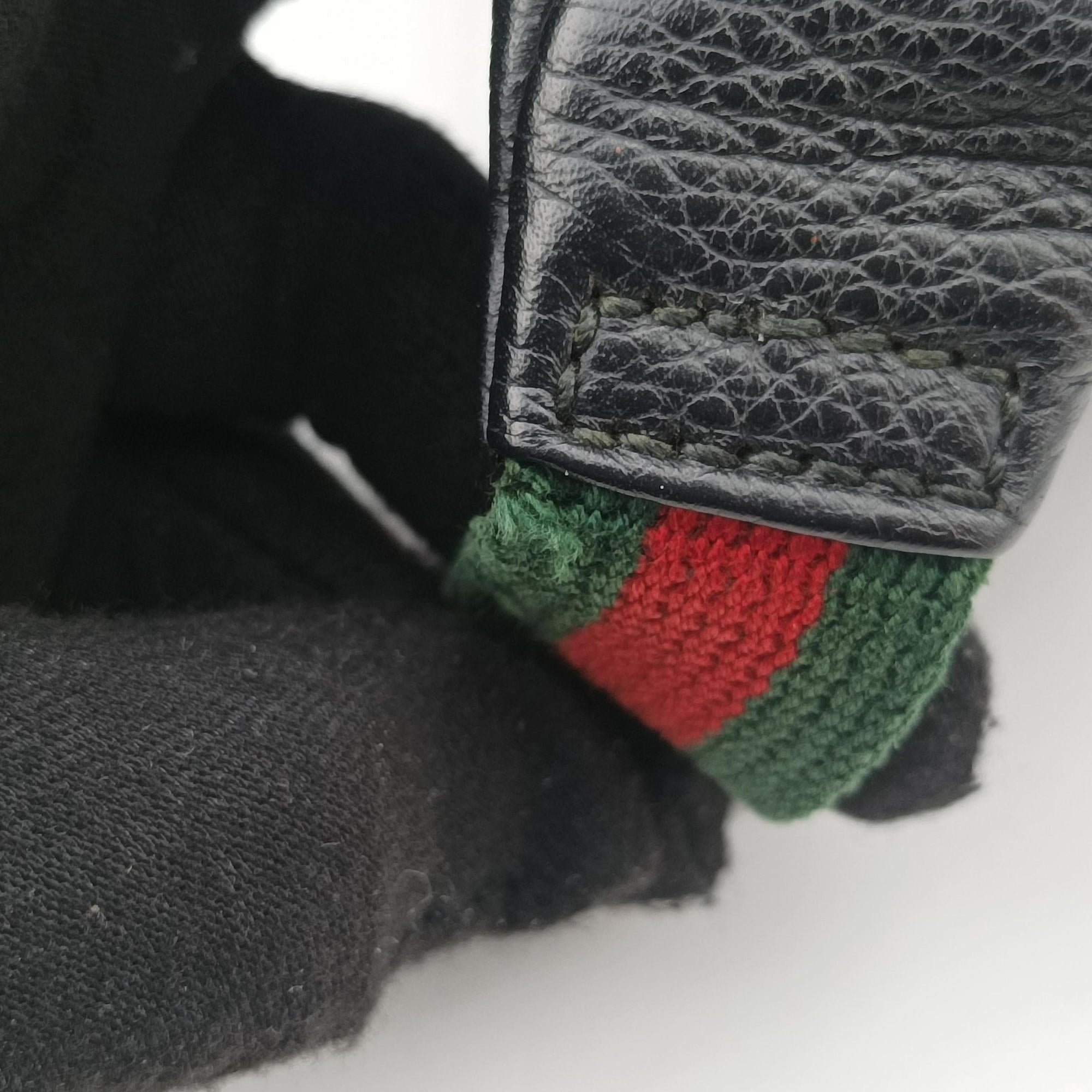Secondhand Gucci Print Black Leather 527792 bum bag/waist bag | stylenewstar