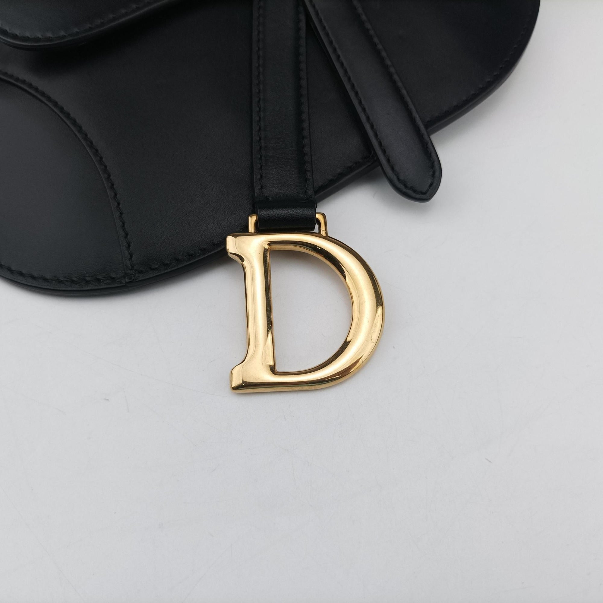 Pre-owned Christian Dior saddle Black leather  bum bag/waist bag | stylenewstar