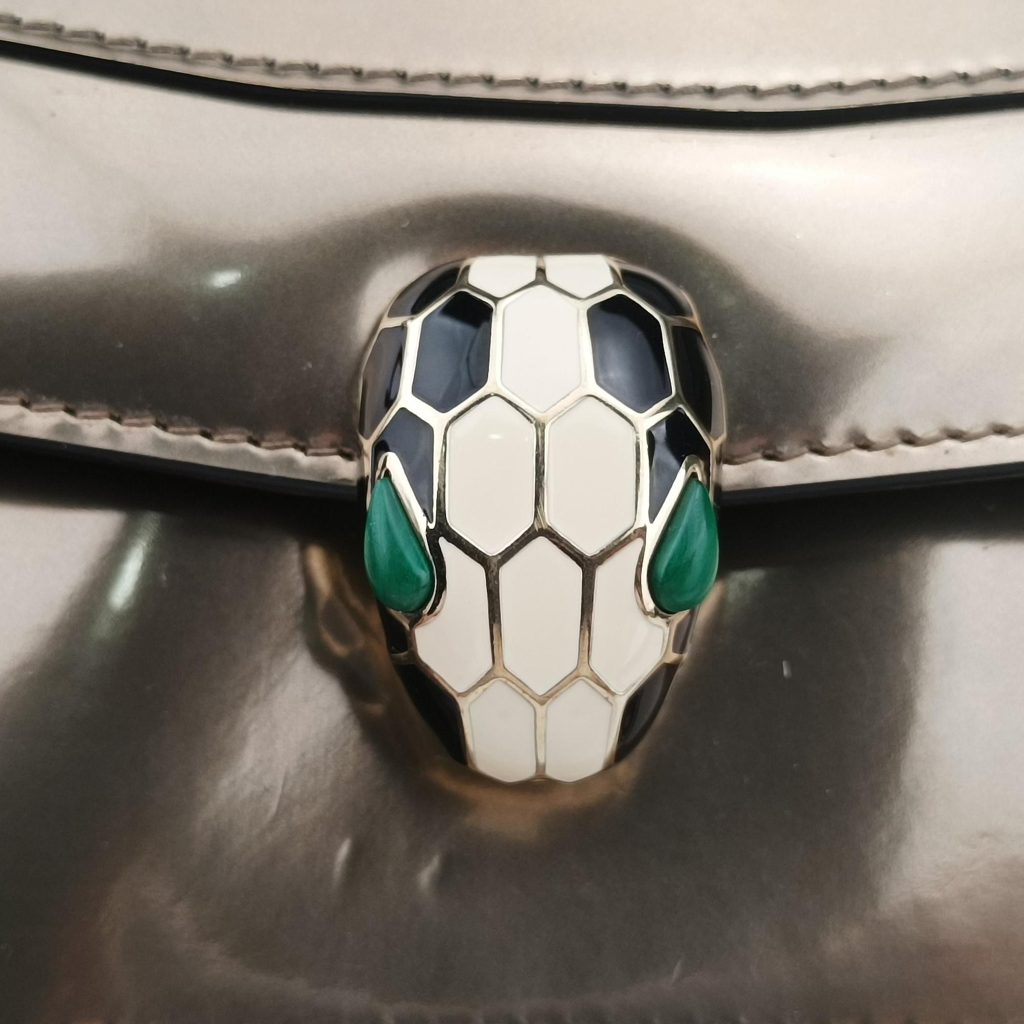 Secondhand Bvlgari SERPENTI FOREVER Golden Enamel  shoulderbag | stylenewstar