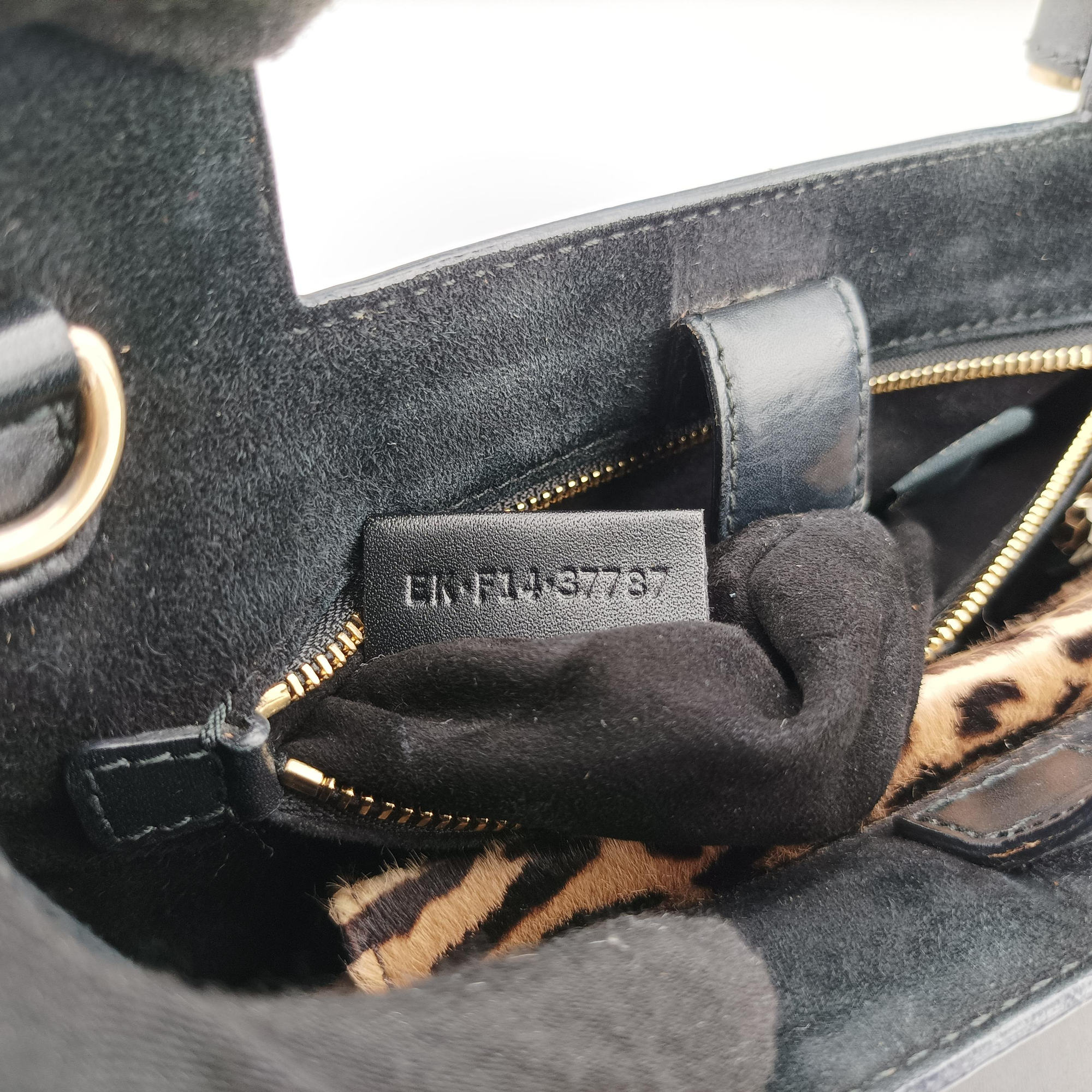 Pre-owned Bvlgari Serpenti Scaglie Black × Leopard Pattern Pony × Leather  shoulderbag | stylenewstar