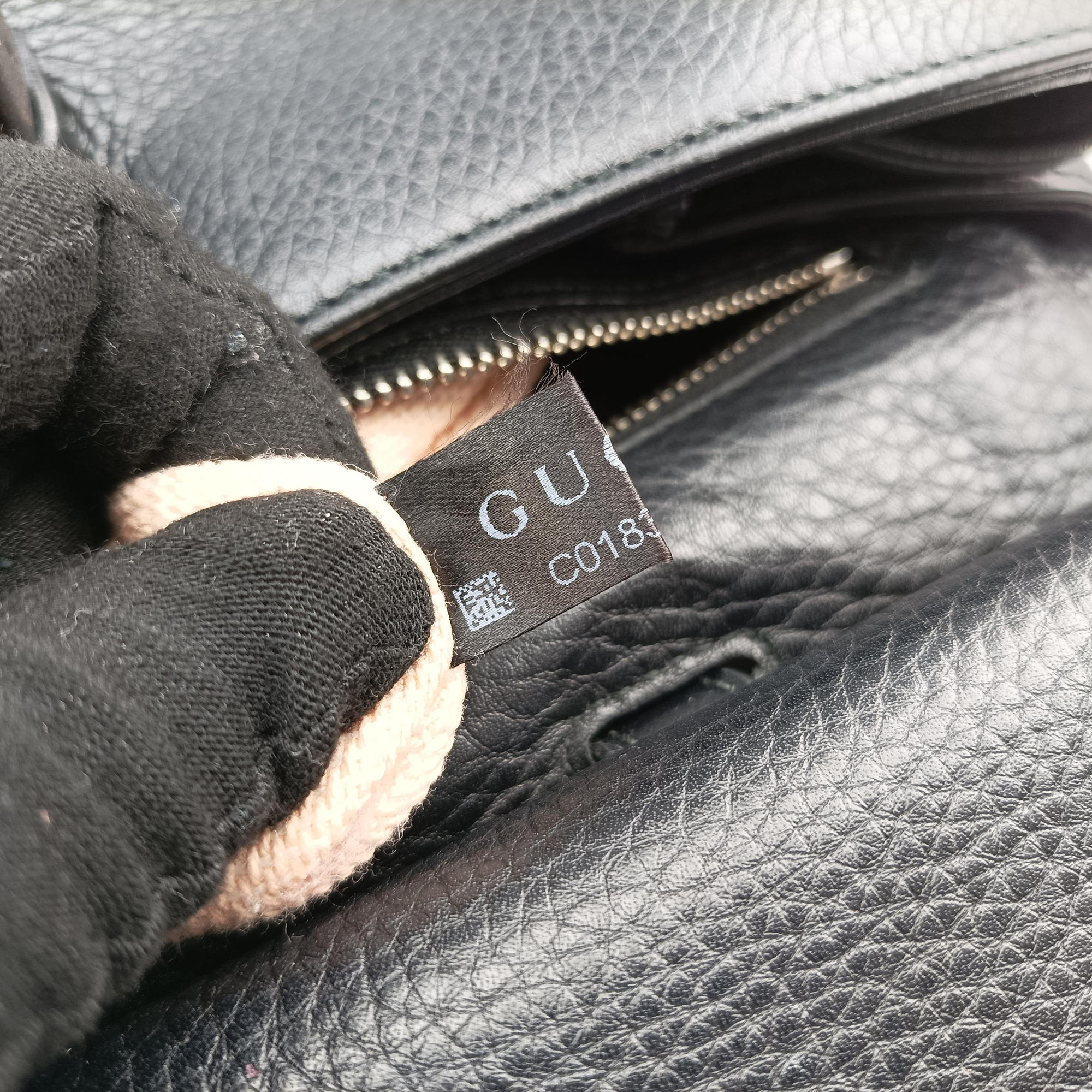 Pre-owned Gucci Bamboo Daily Black Leather 392013 shoulderbag | stylenewstar