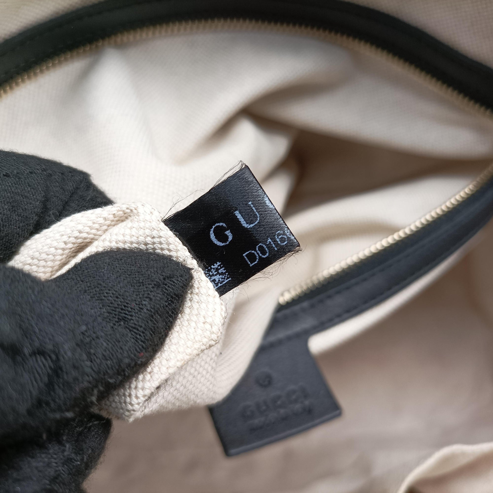 Pre-owned Gucci Microguccissima Black Patent 309614 shoulderbag | stylenewstar
