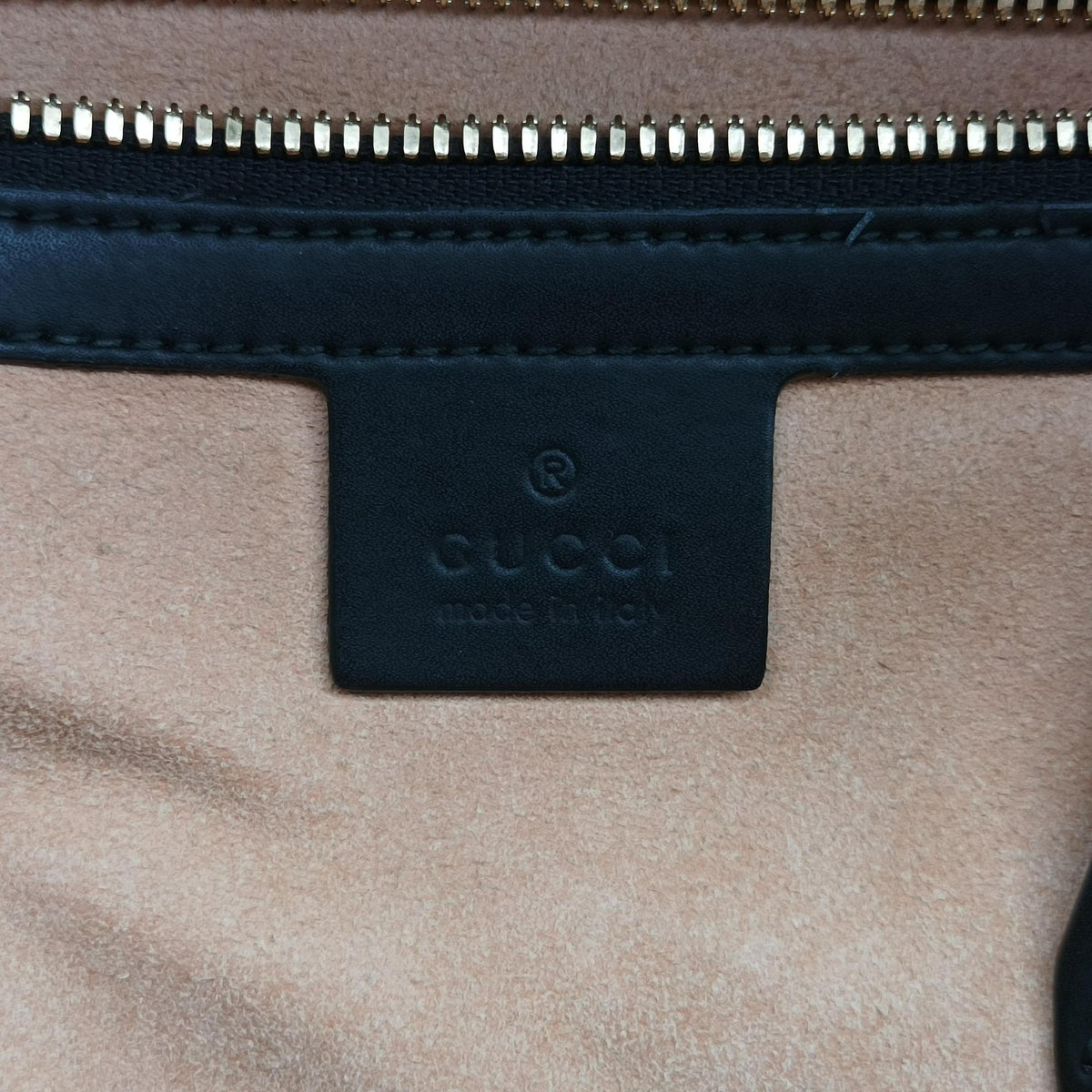 Pre-owned Gucci Bee GG Supreme beige×black PVC coated canvas×leather 427042 backpack/rucksack | stylenewstar