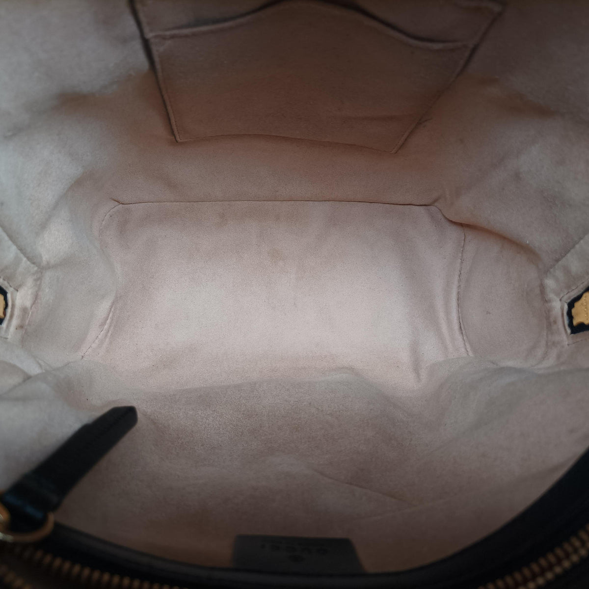 Pre-owned Gucci Bee GG Supreme beige×black PVC coated canvas×leather 427042 backpack/rucksack | stylenewstar
