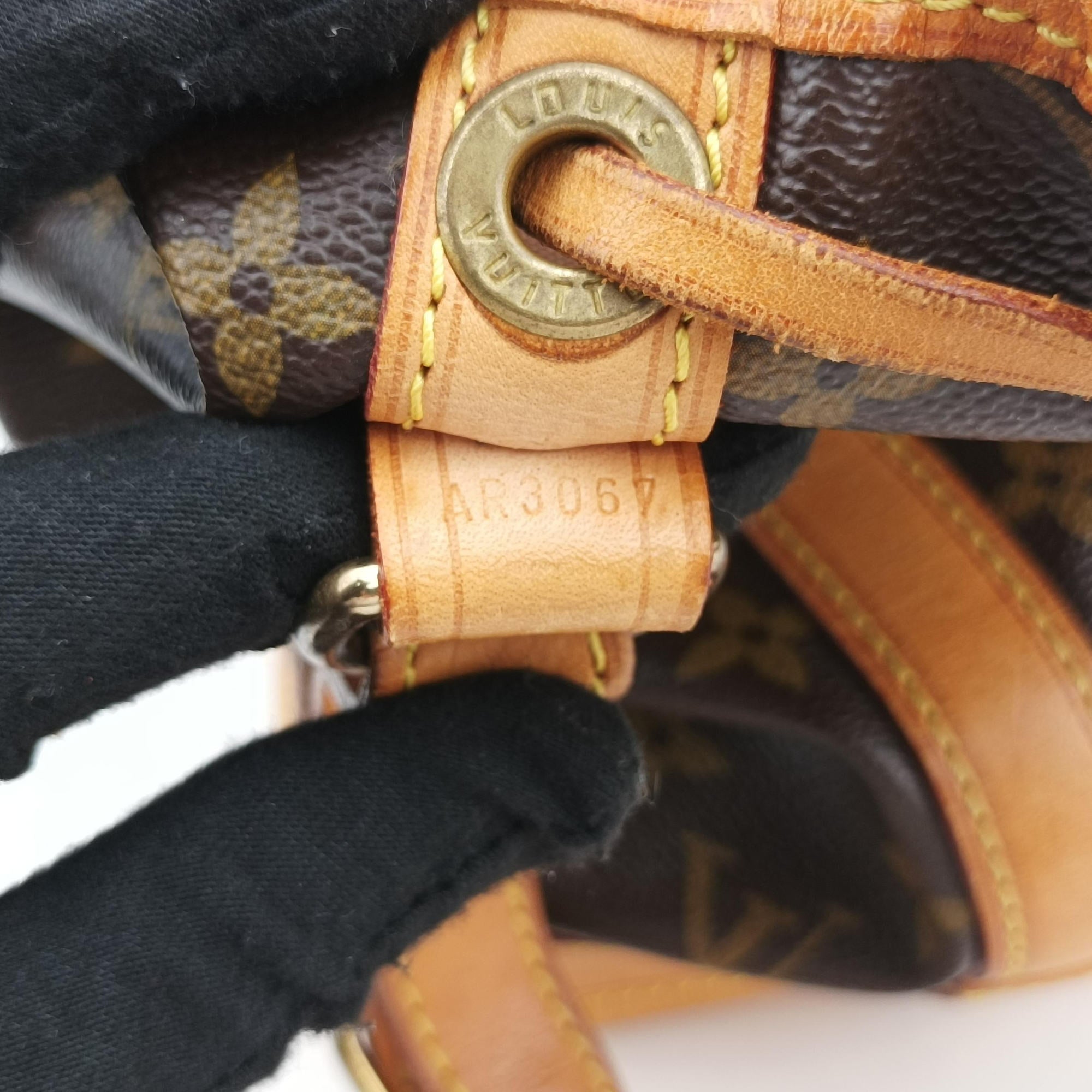 Vintage Louis Vuitton Noe Brown Monogram Canvas M42224 shoulderbag | stylenewstar
