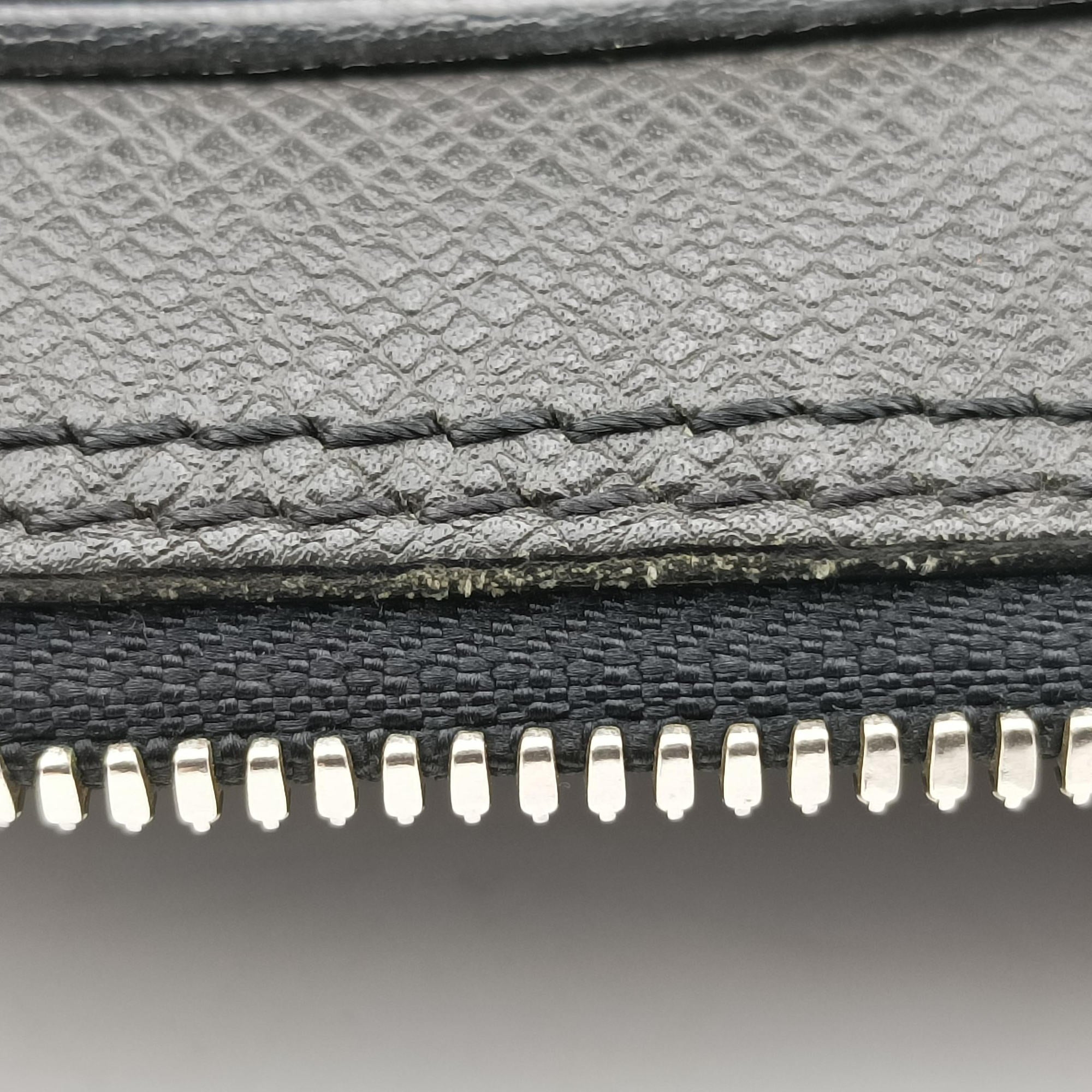 Pre-owned Louis Vuitton Porto Document Business PM Black Taiga M32952 handbag | stylenewstar