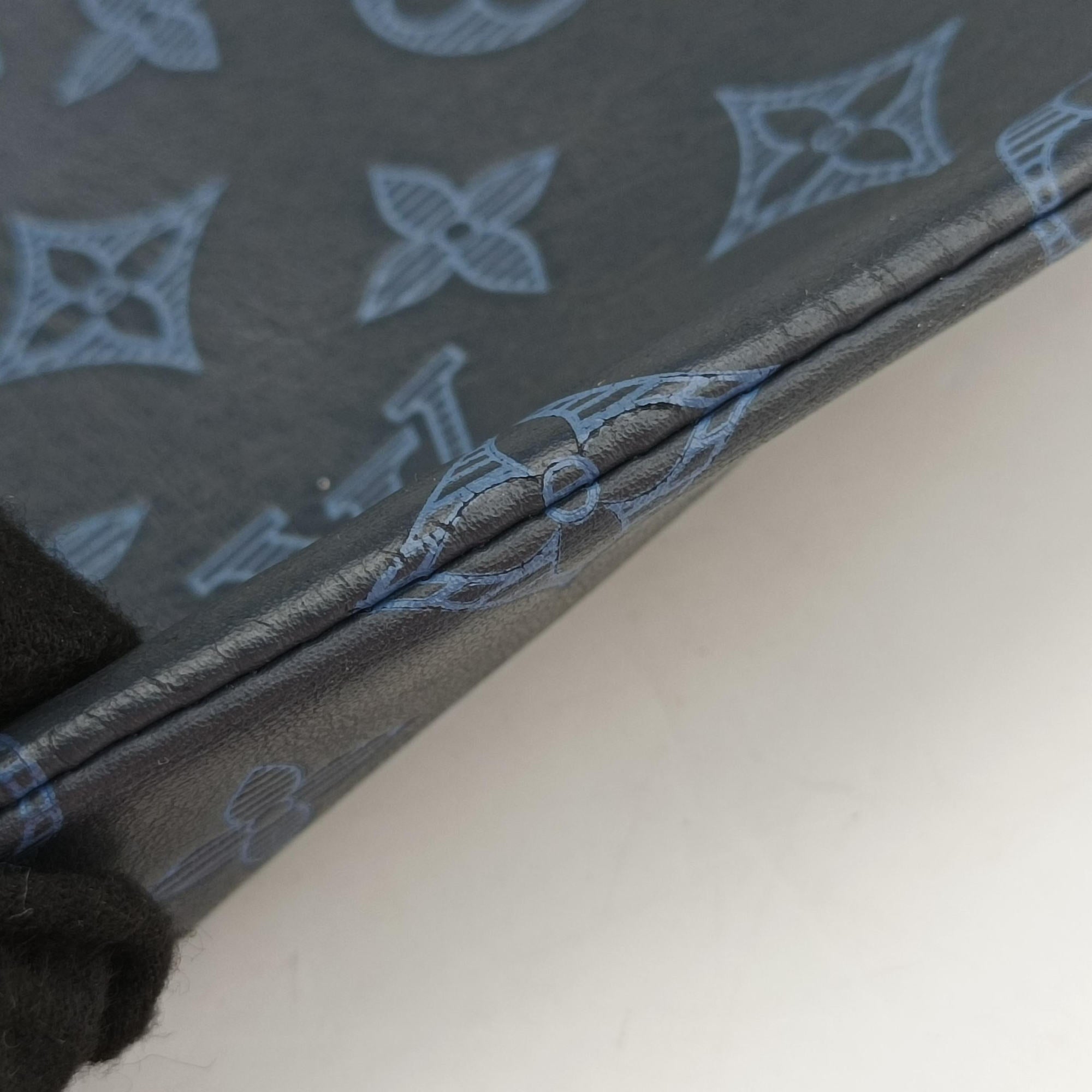 Vintage Louis Vuitton Discovery Pochette Gray Blue × Sky Blue Monogram Shadow M80425 clutchbag | stylenewstar