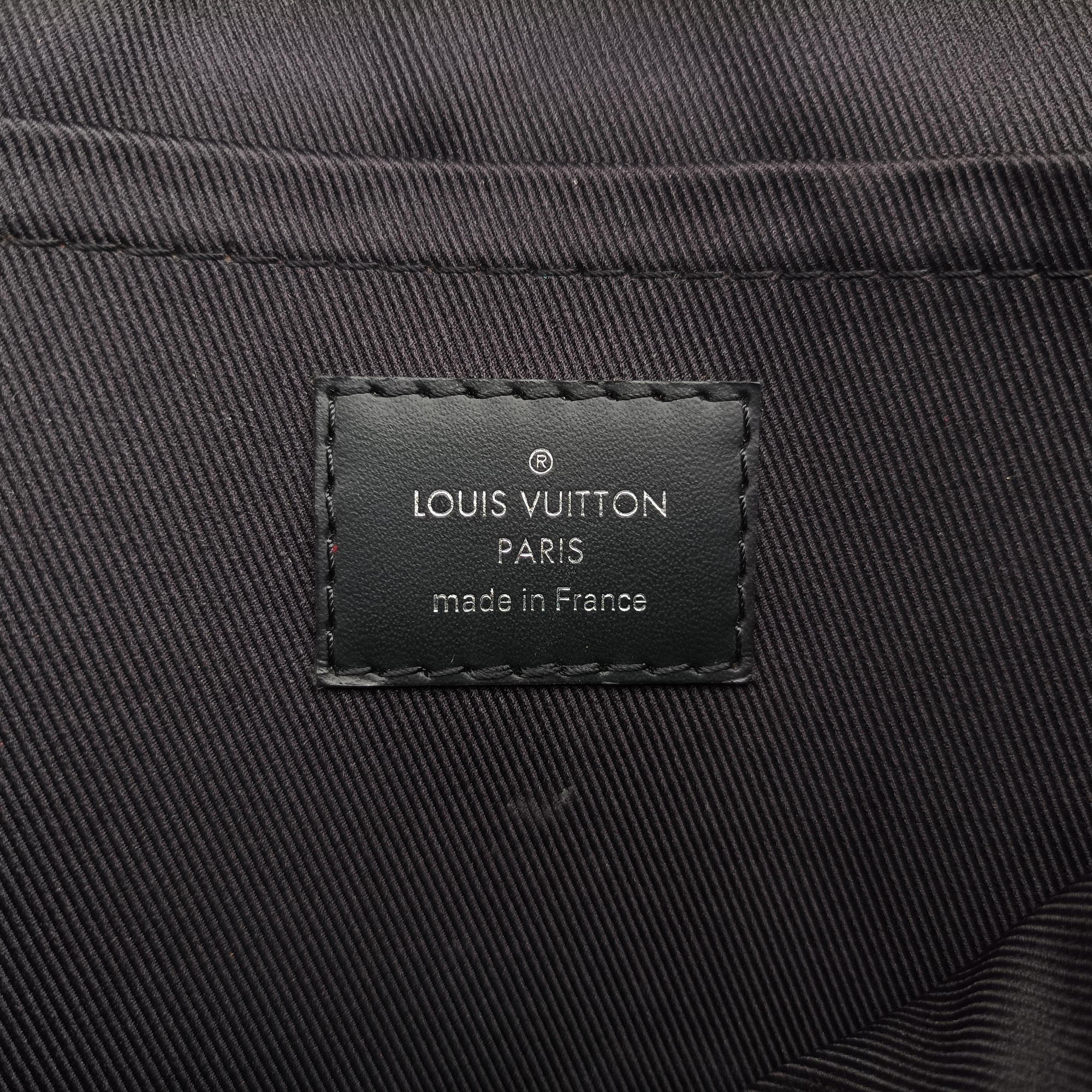 Secondhand Louis Vuitton Pochette Voyage MM Pacific Blue Monogram Eclipse PVC Coated Canvas M61692 clutchbag | stylenewstar