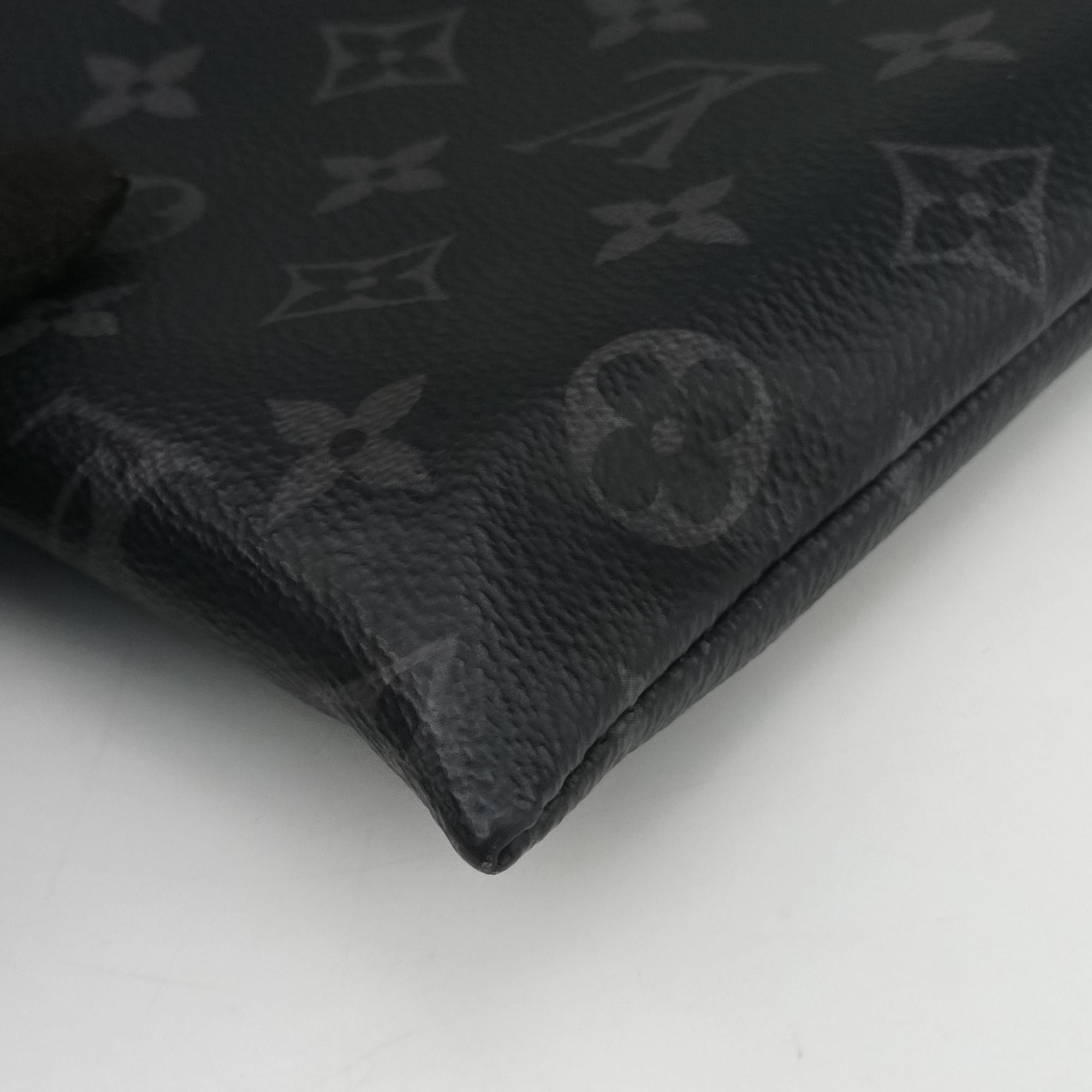 Secondhand Louis Vuitton Pochette Voyage MM Pacific Blue Monogram Eclipse PVC Coated Canvas M61692 clutchbag | stylenewstar