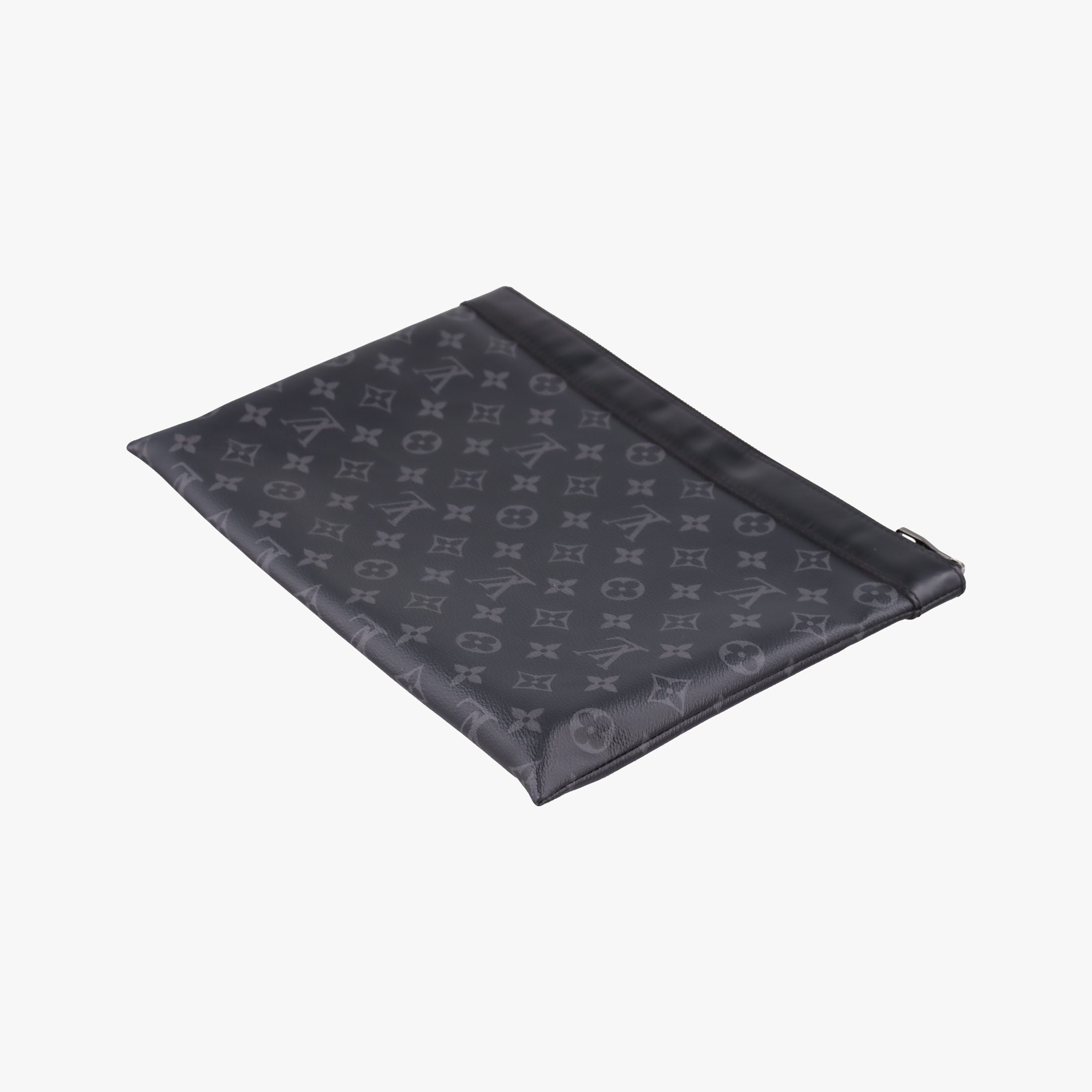 Secondhand Louis Vuitton Pochette Voyage MM Pacific Blue Monogram Eclipse PVC Coated Canvas M61692 clutchbag | stylenewstar