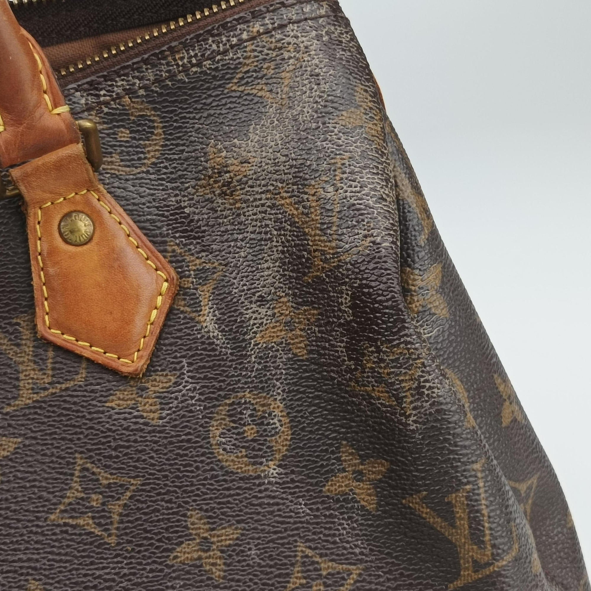 Pre-owned Louis Vuitton Speedy 30 Brown Monogram Canvas M41526 handbag | stylenewstar