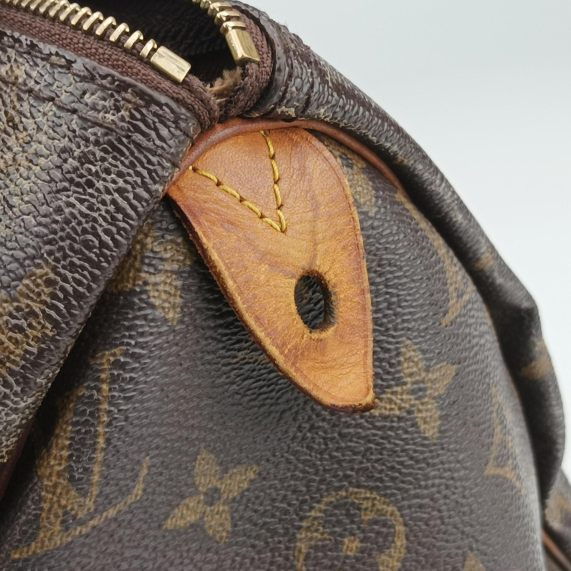 Pre-owned Louis Vuitton Speedy 30 Brown Monogram Canvas M41526 handbag | stylenewstar