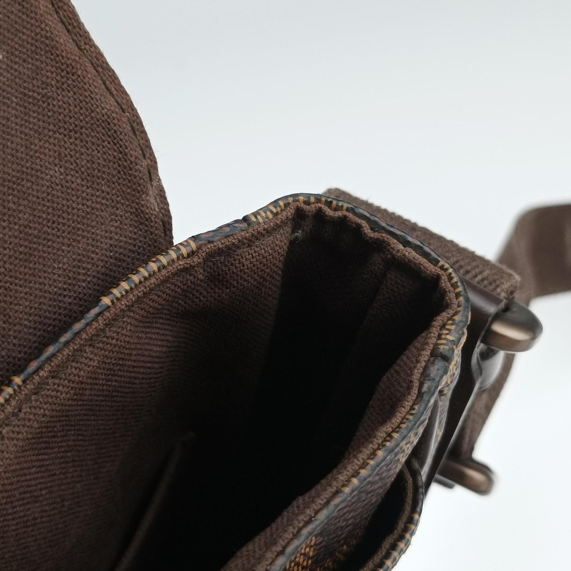 Pre-owned Louis Vuitton DISTRICT PM EBENE Damier Canvas N41213 shoulderbag | stylenewstar
