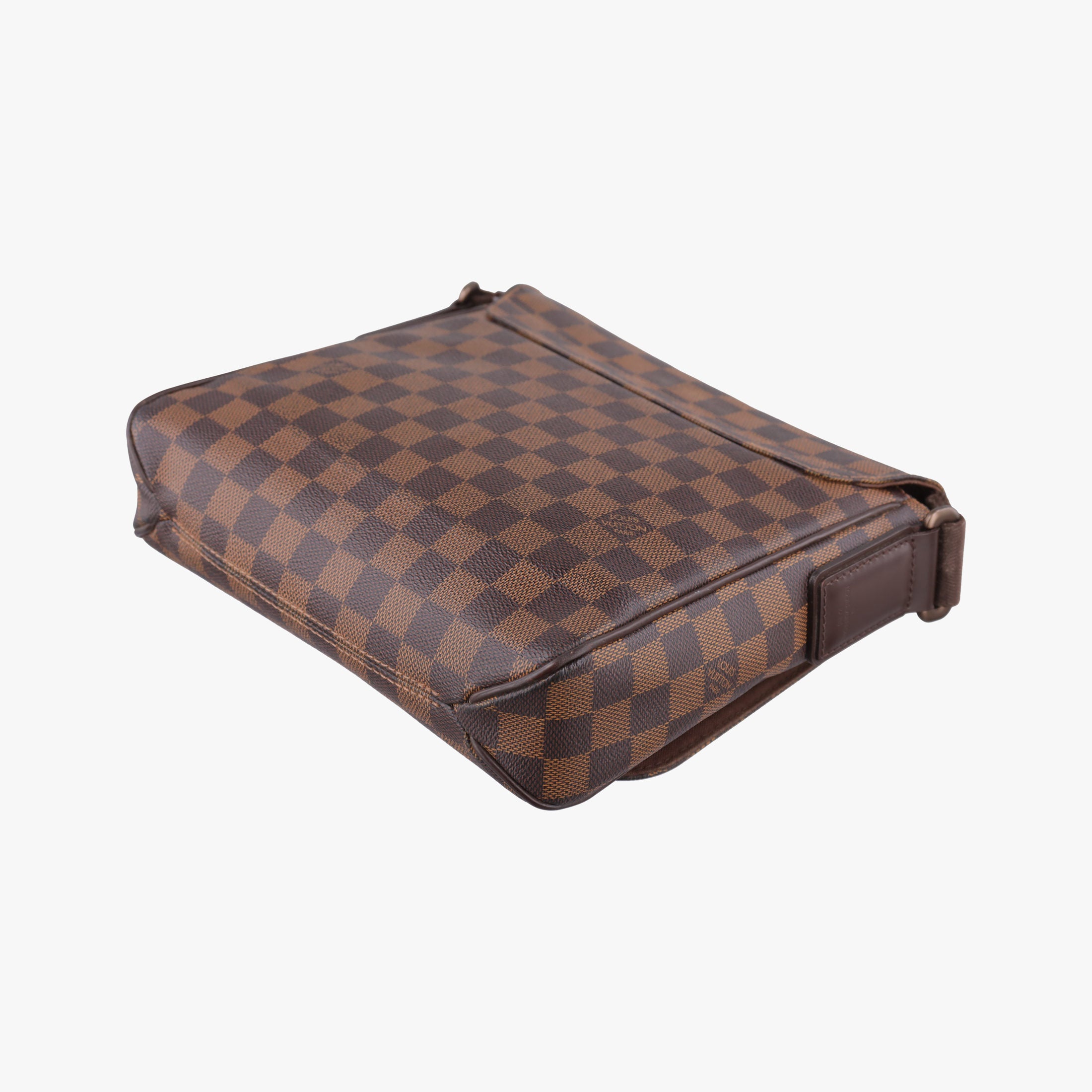 Pre-owned Louis Vuitton DISTRICT PM EBENE Damier Canvas N41213 shoulderbag | stylenewstar