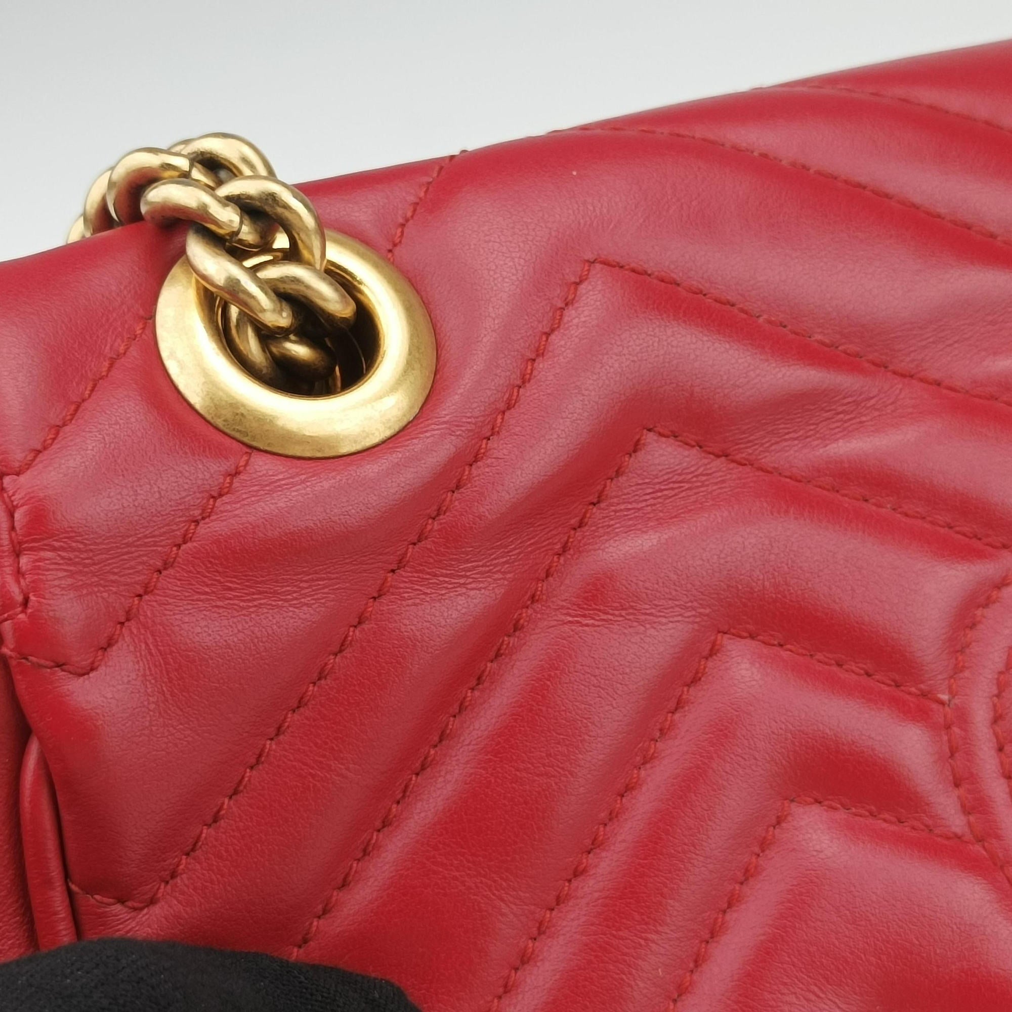 Secondhand Gucci GG Marmont Red Leather 443497 shoulderbag | stylenewstar