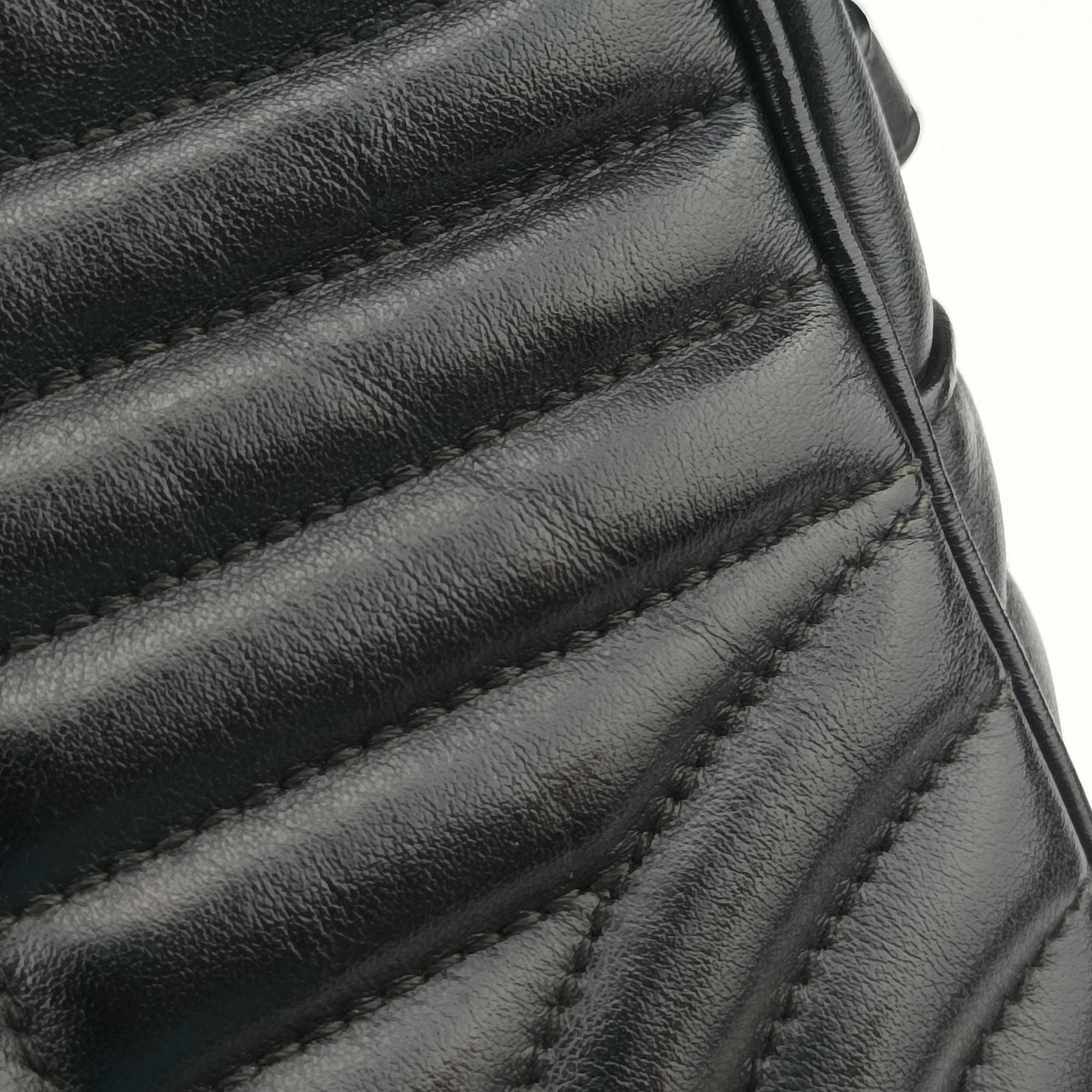Pre-owned Prada Diagramme Black Leather 1BH083 shoulderbag | stylenewstar