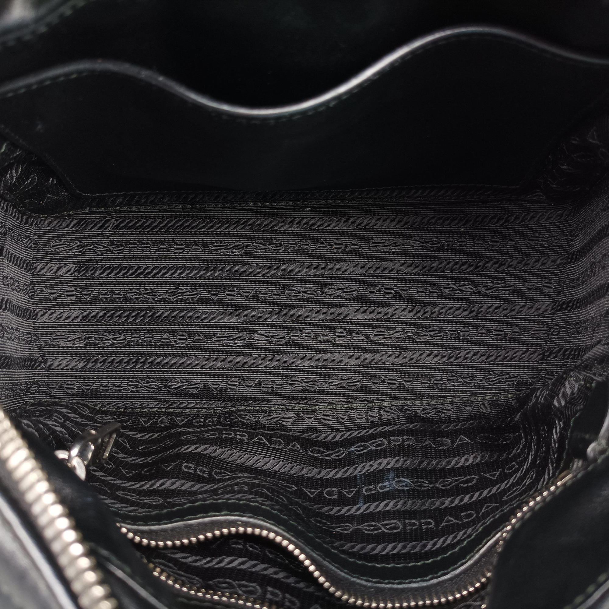Pre-owned Prada Diagramme Black Leather 1BH083 shoulderbag | stylenewstar