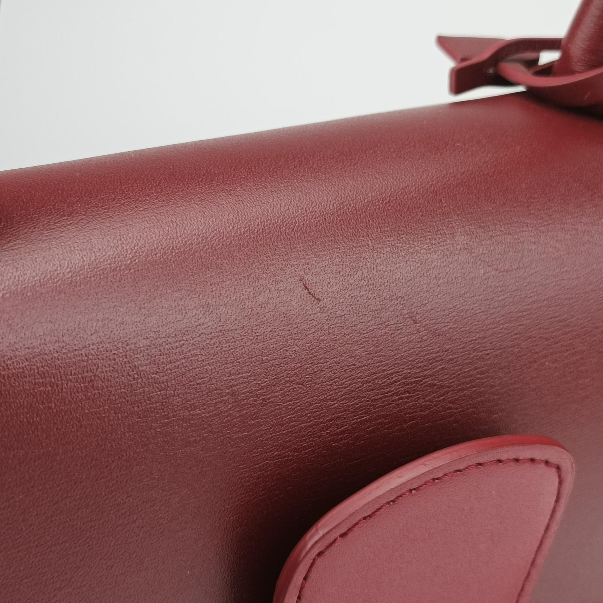 Vintage Delvaux Brillon MM Bordeaux leather  shoulderbag | stylenewstar