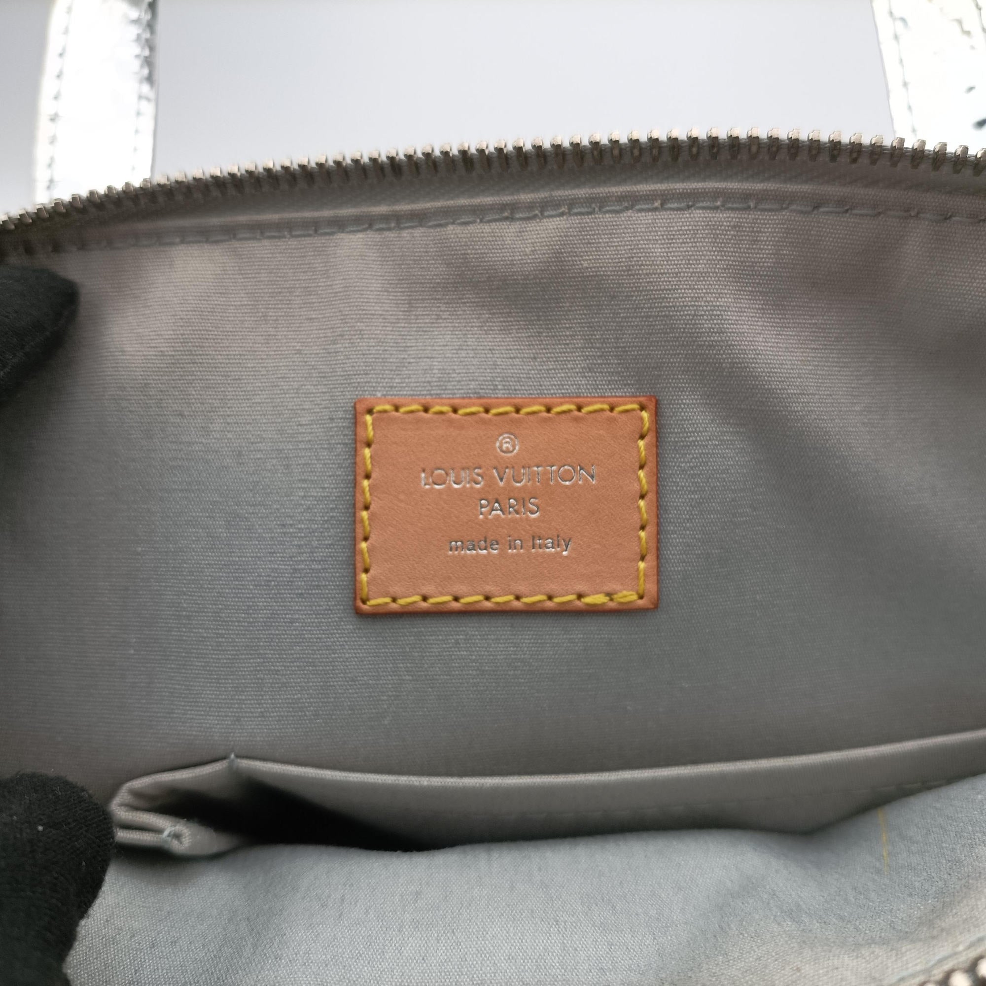 Pre-owned Louis Vuitton Bellevue PM Silver Monogram Miroir M95759 handbag | stylenewstar