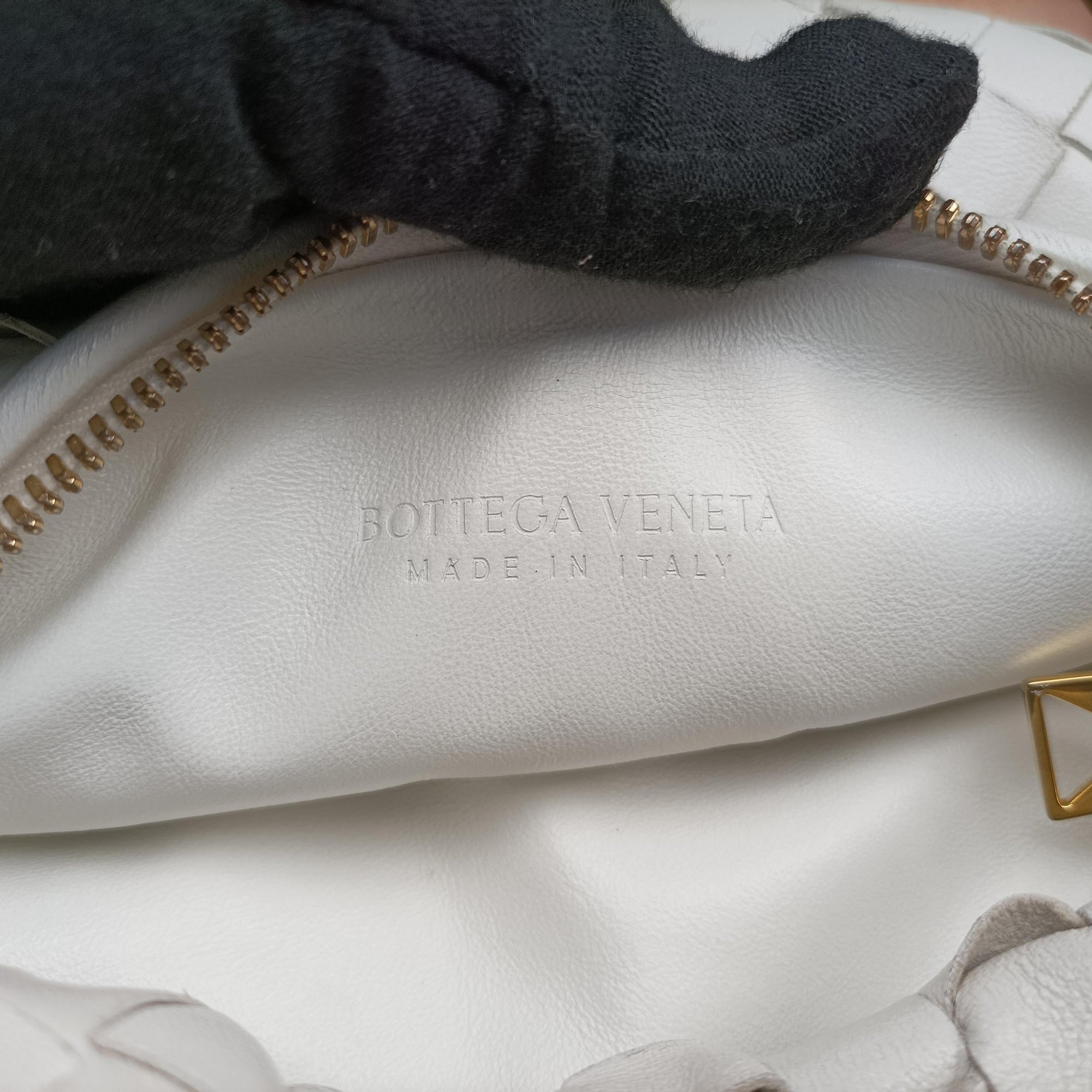 Pre-owned Bottega Veneta The Jodie White patent  handbag | stylenewstar