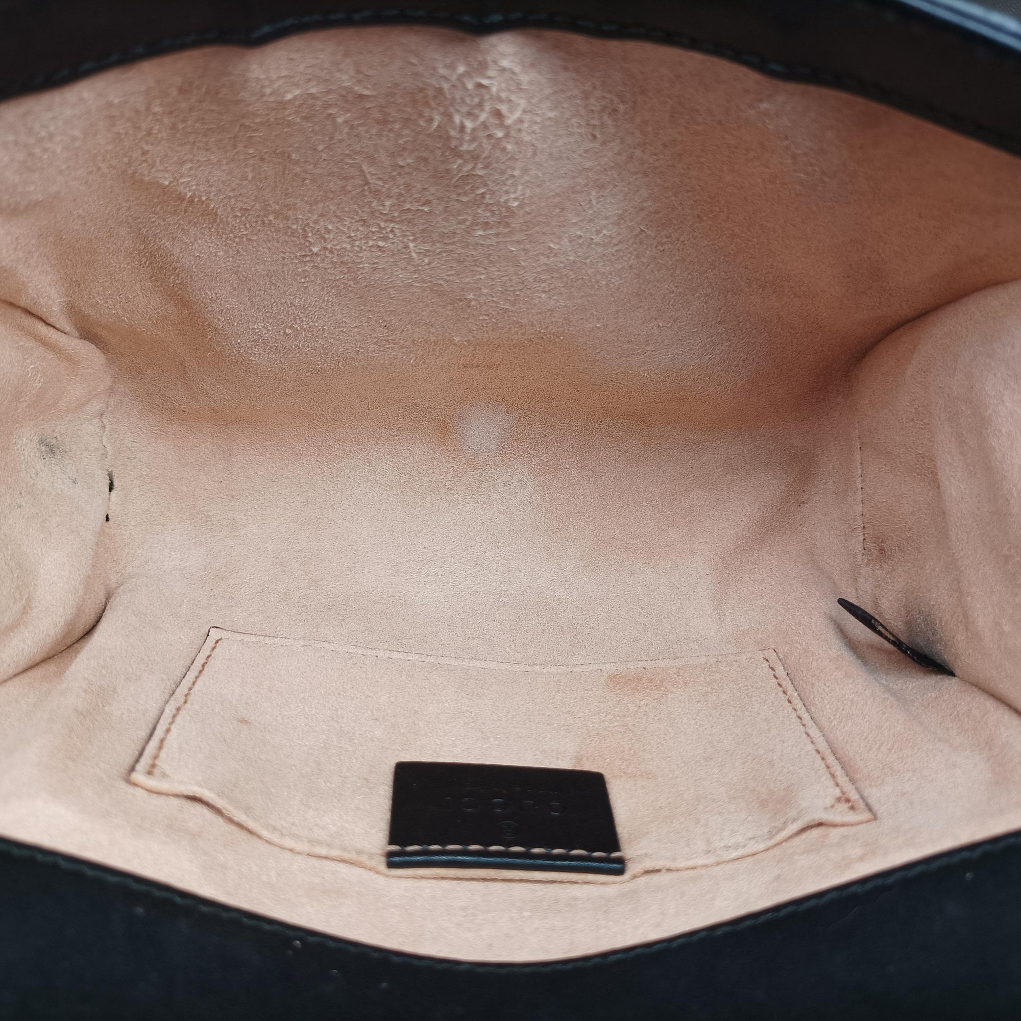 Pre-owned Gucci Padlock Black Leather 409487 shoulderbag | stylenewstar