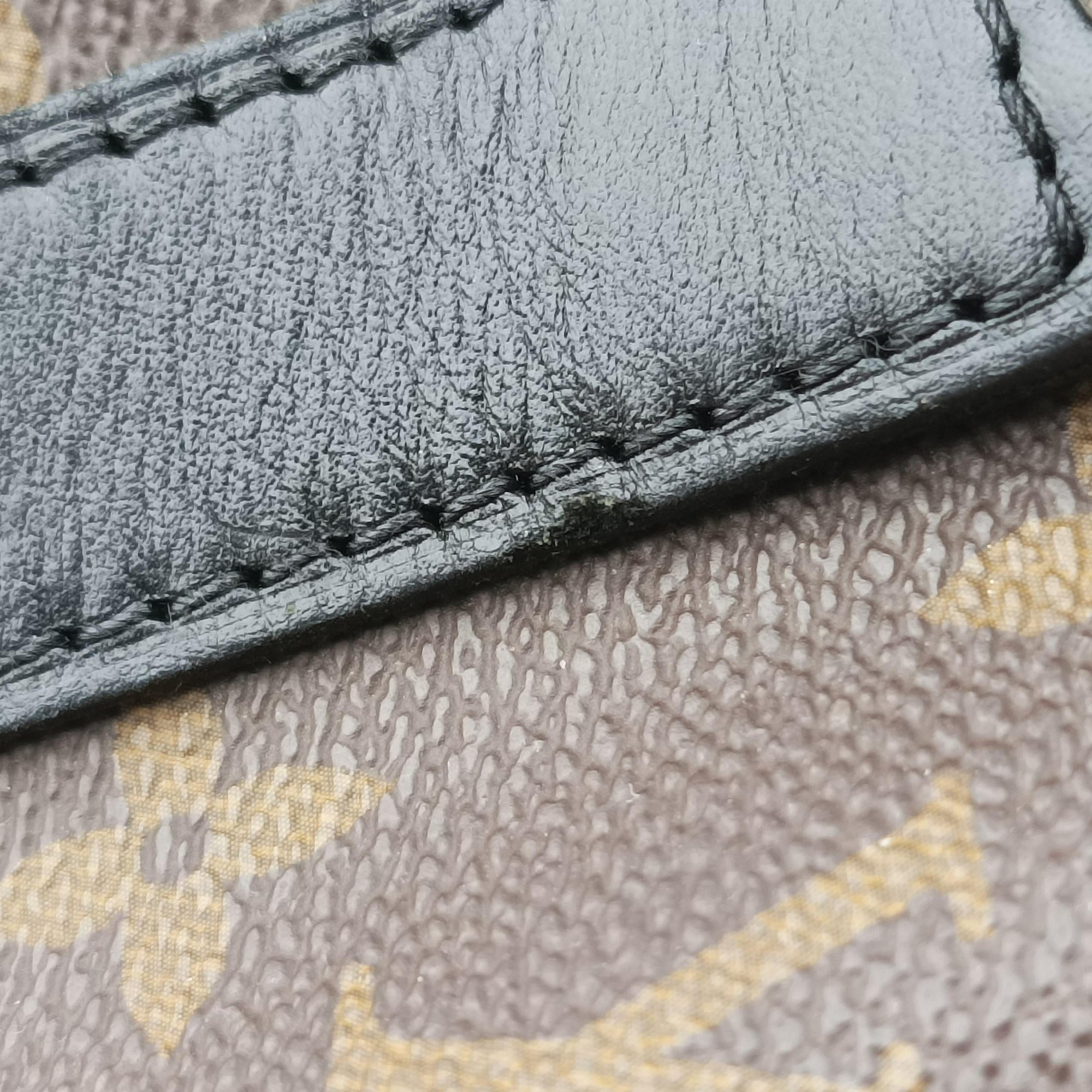 Pre-owned Louis Vuitton Keepall Bandouliere 45 Monogram Eclipse Monogram Eclipse Canvas M56711 shoulderbag | stylenewstar