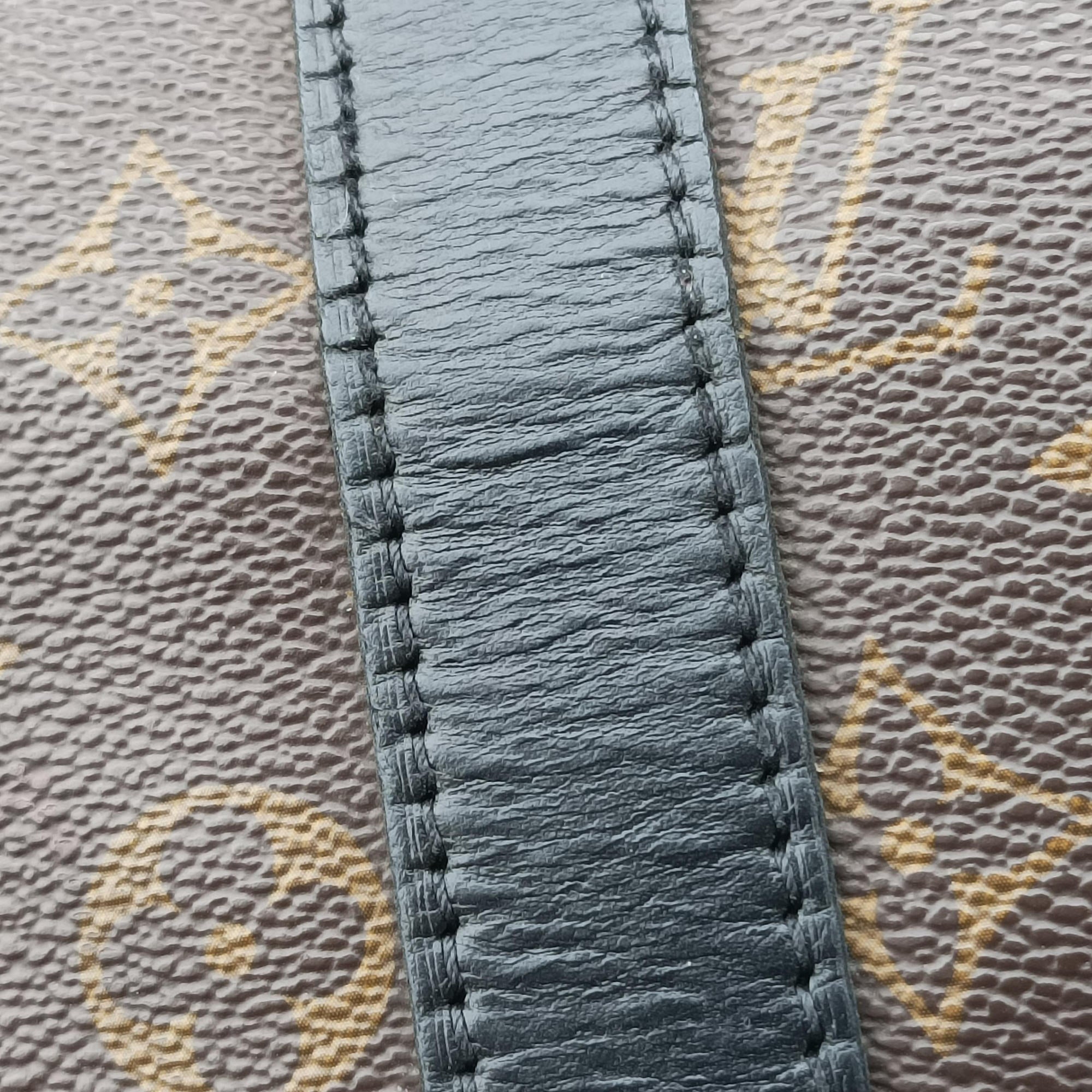 Pre-owned Louis Vuitton Keepall Bandouliere 45 Monogram Eclipse Monogram Eclipse Canvas M56711 shoulderbag | stylenewstar