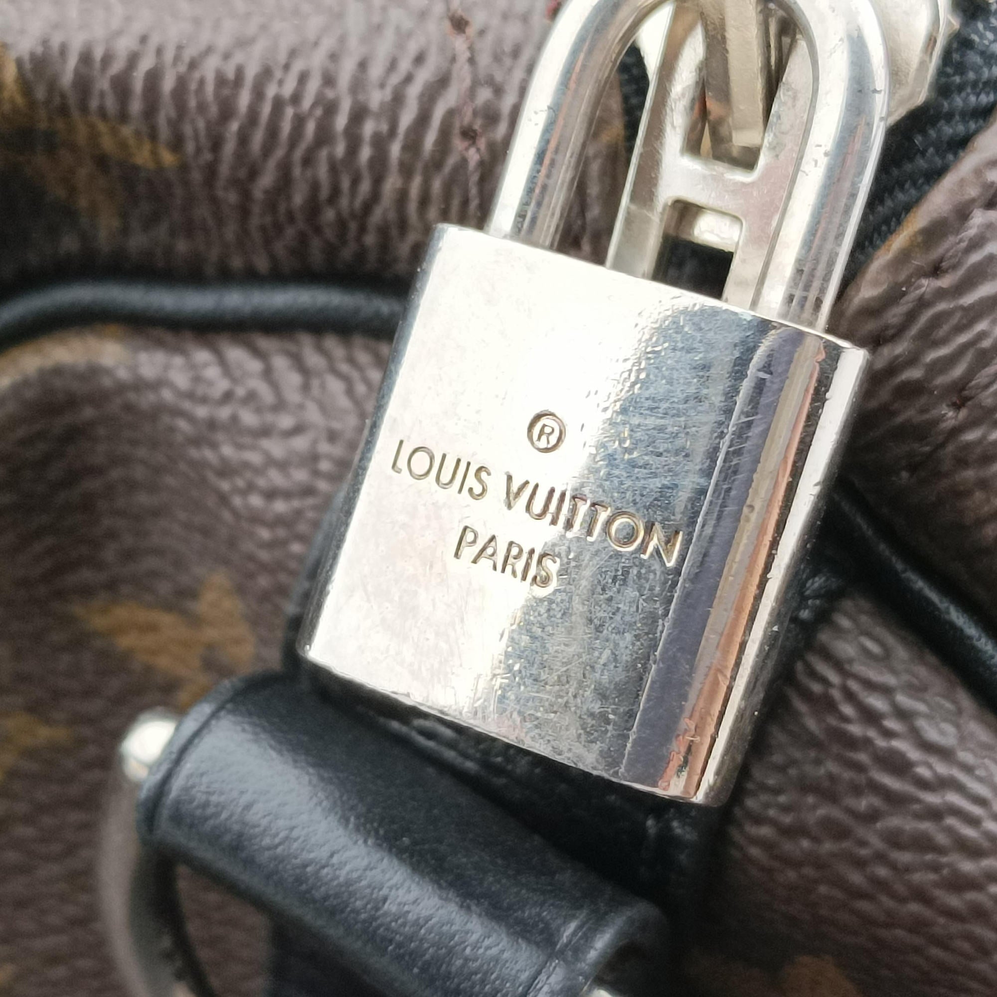 Pre-owned Louis Vuitton Keepall Bandouliere 45 Monogram Eclipse Monogram Eclipse Canvas M56711 shoulderbag | stylenewstar