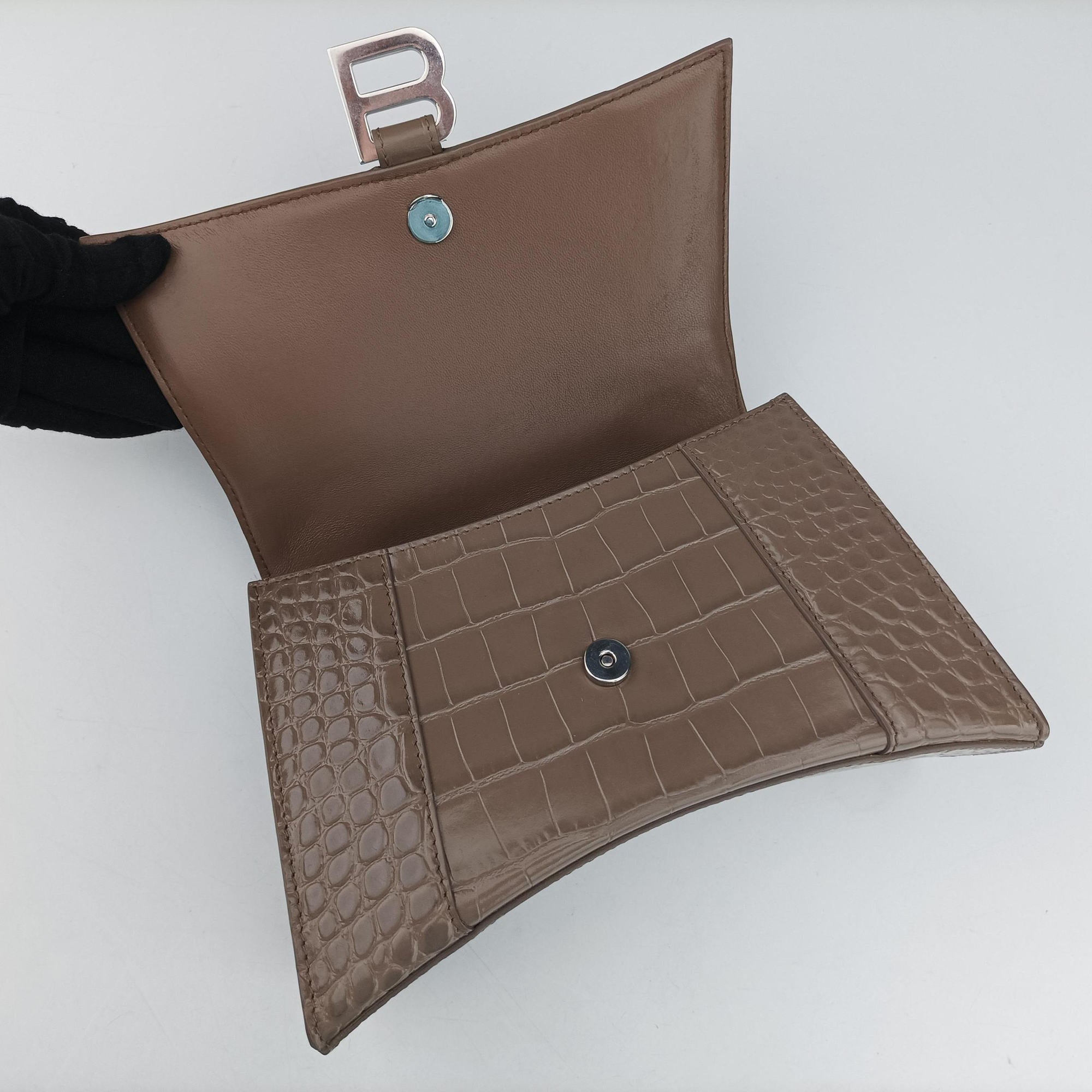 Pre-owned Balenciaga Hourglass Brown leather  shoulderbag | stylenewstar
