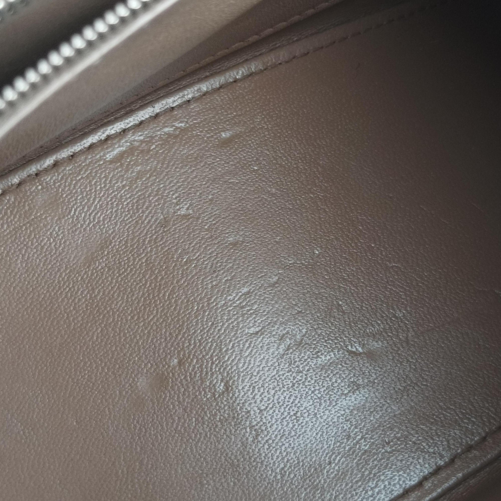 Pre-owned Balenciaga Hourglass Brown leather  shoulderbag | stylenewstar