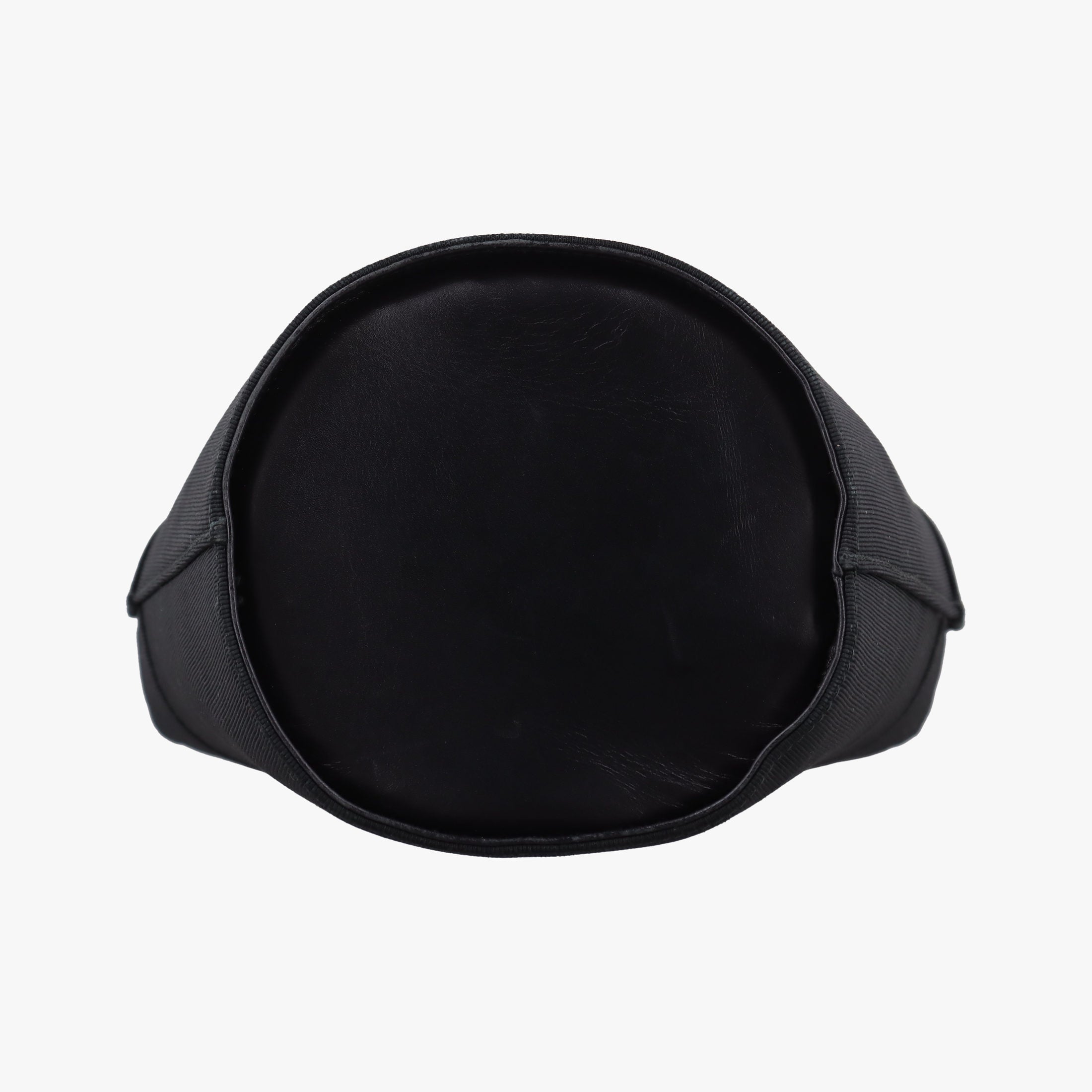 Secondhand Ferragamo Vara Black fabric  handbag | stylenewstar