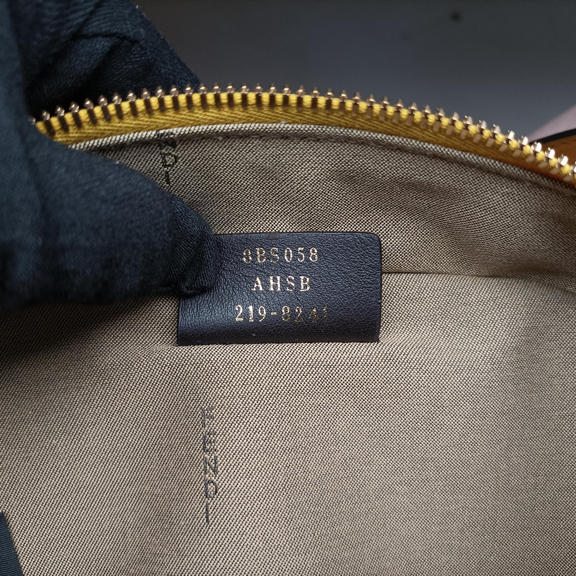 Pre-owned Fendi Aurock Camera Case Mini Yellow Suede × Leather 8BS058 shoulderbag | stylenewstar