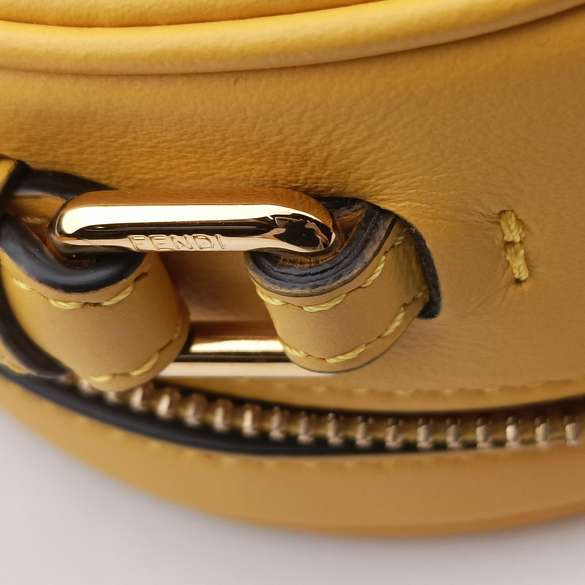 Pre-owned Fendi Aurock Camera Case Mini Yellow Suede × Leather 8BS058 shoulderbag | stylenewstar