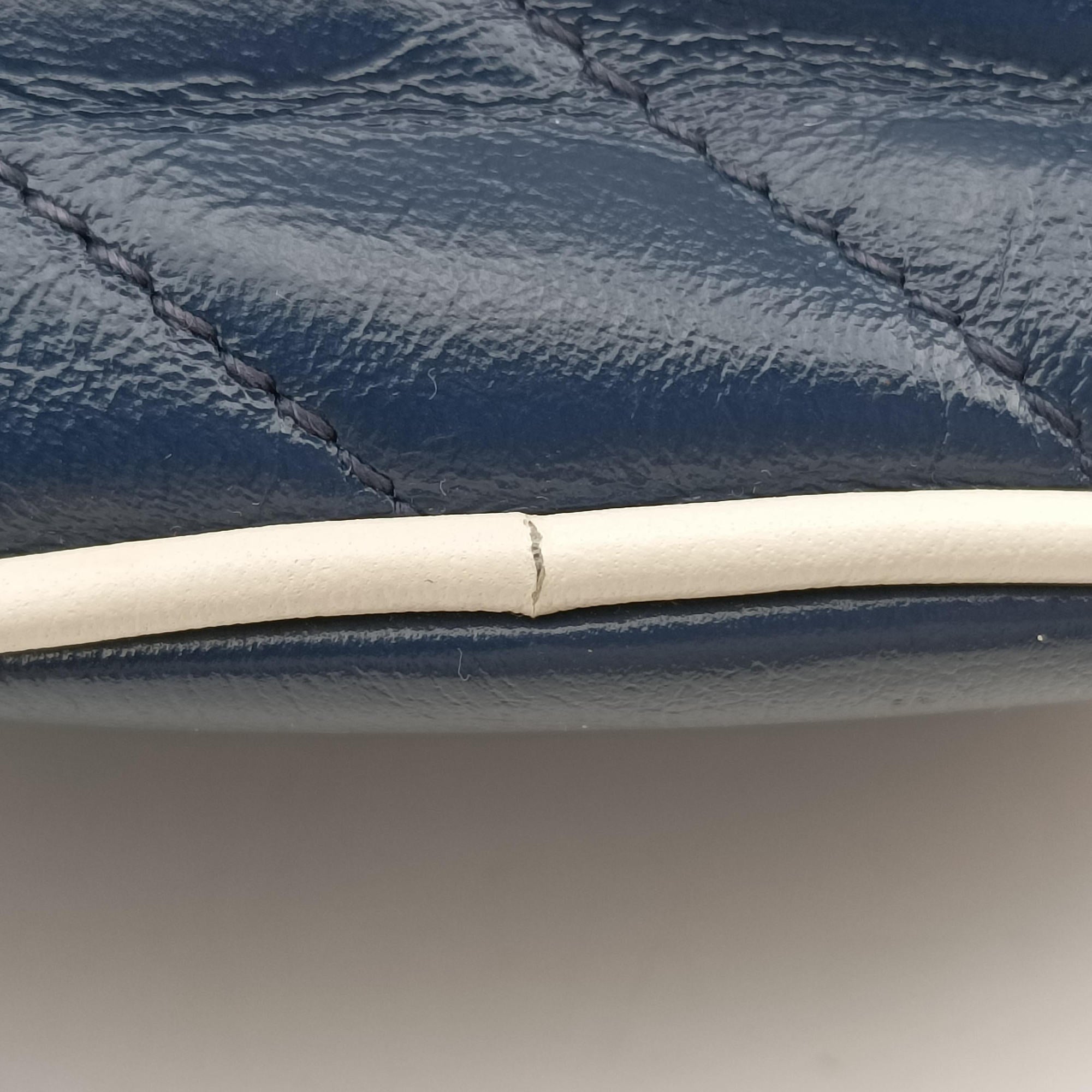 Pre-owned Gucci GG Marmont Blue Leather 573817 shoulderbag | stylenewstar