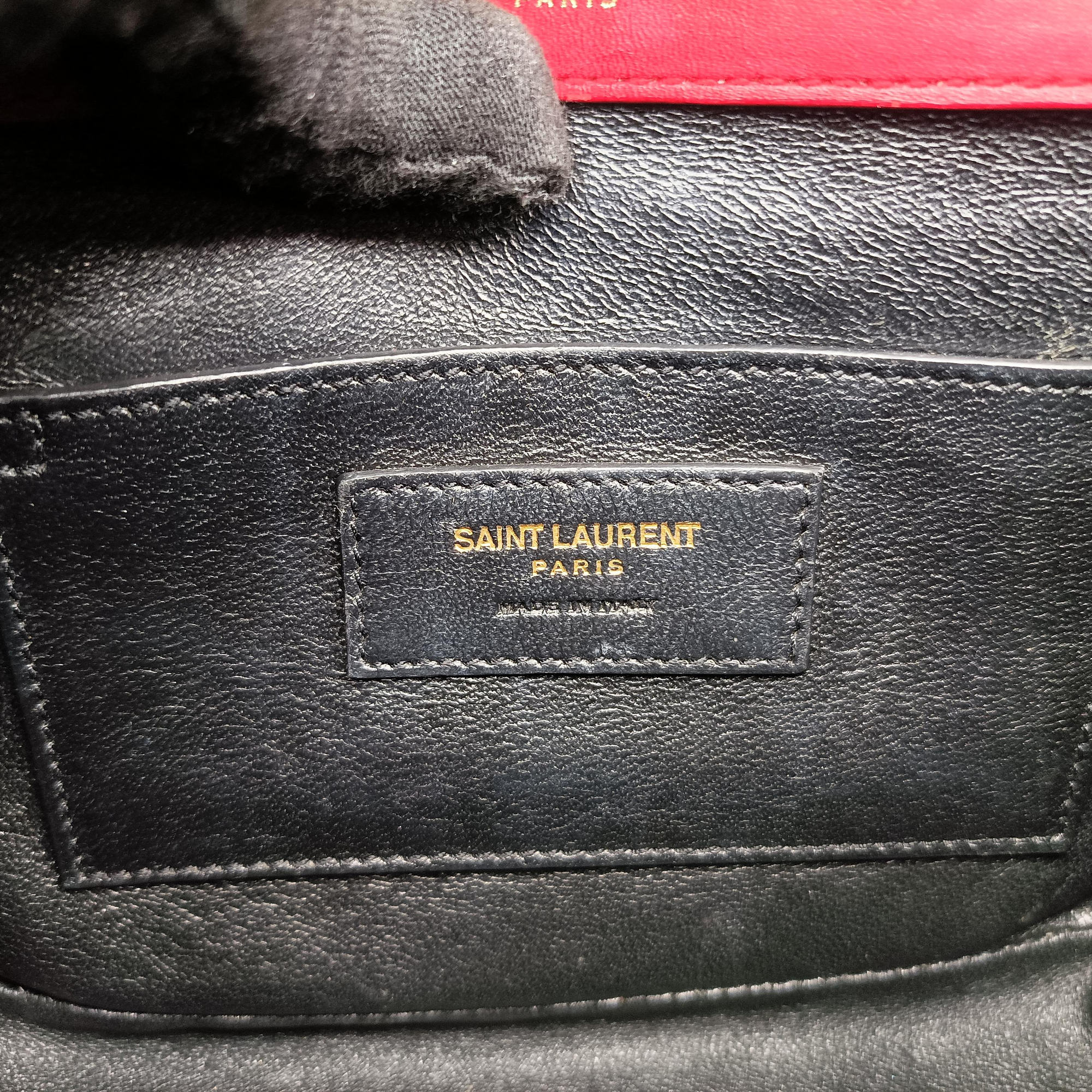 Pre-owned Yves Saint Laurent VICKY Red Patent Leather 538439 shoulderbag | stylenewstar