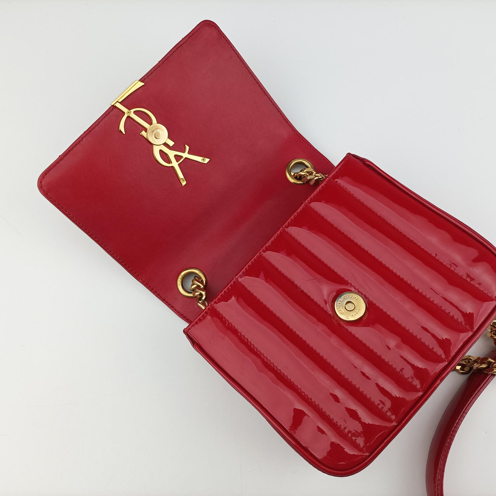 Pre-owned Yves Saint Laurent VICKY Red Patent Leather 538439 shoulderbag | stylenewstar