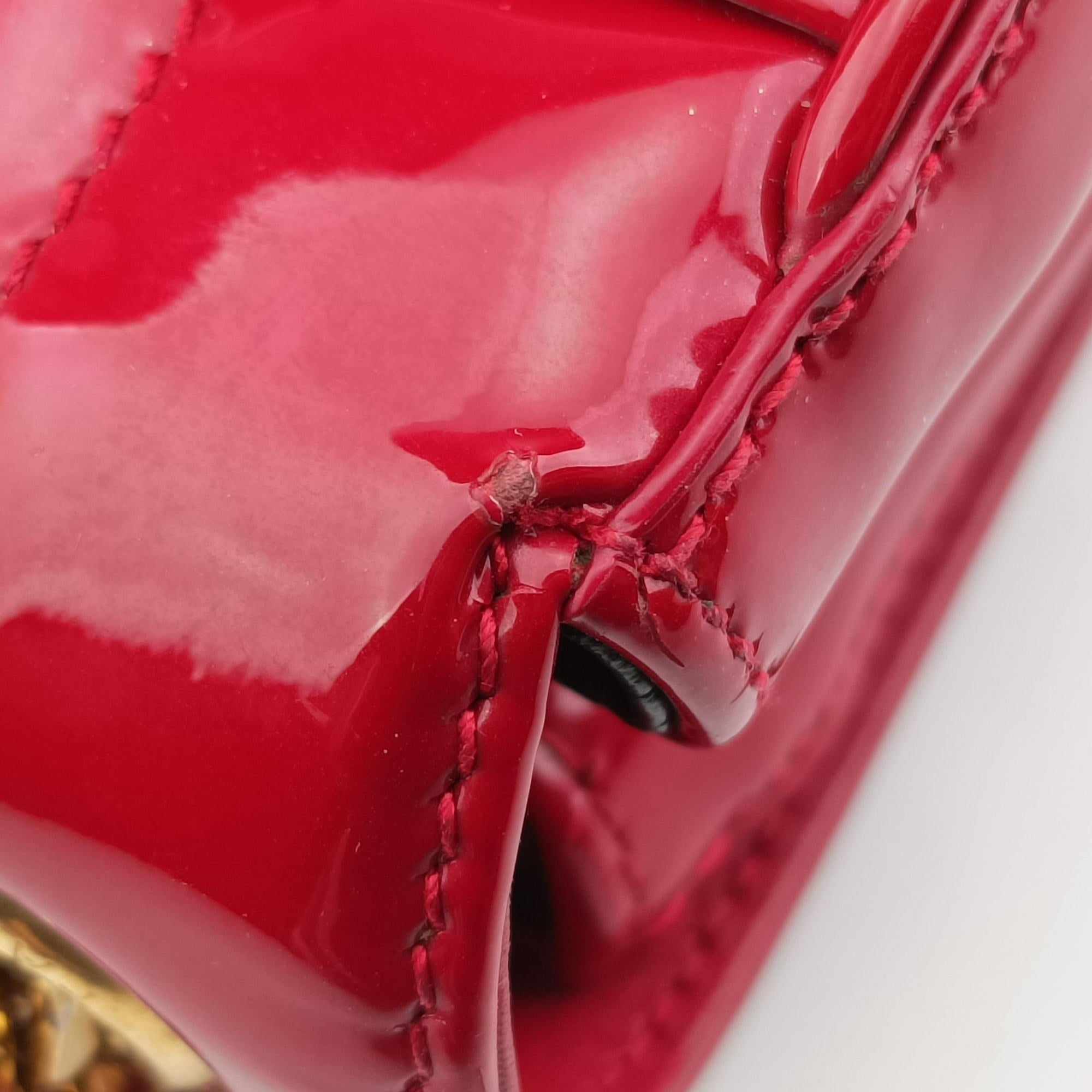 Pre-owned Yves Saint Laurent VICKY Red Patent Leather 538439 shoulderbag | stylenewstar
