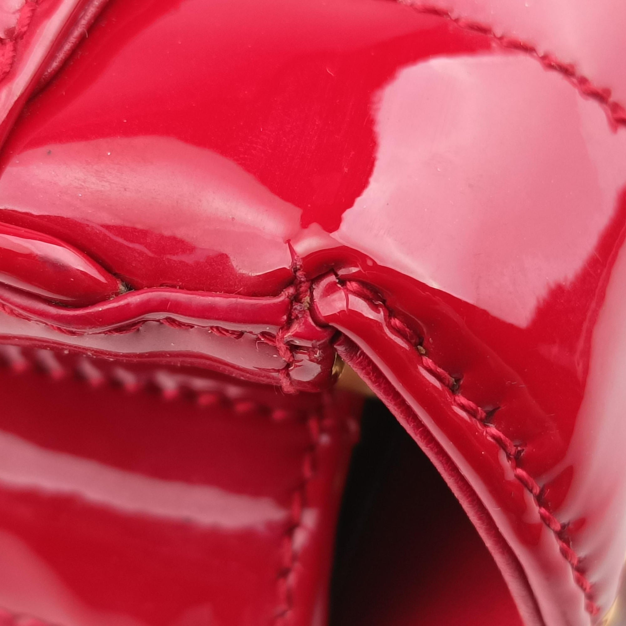 Pre-owned Yves Saint Laurent VICKY Red Patent Leather 538439 shoulderbag | stylenewstar