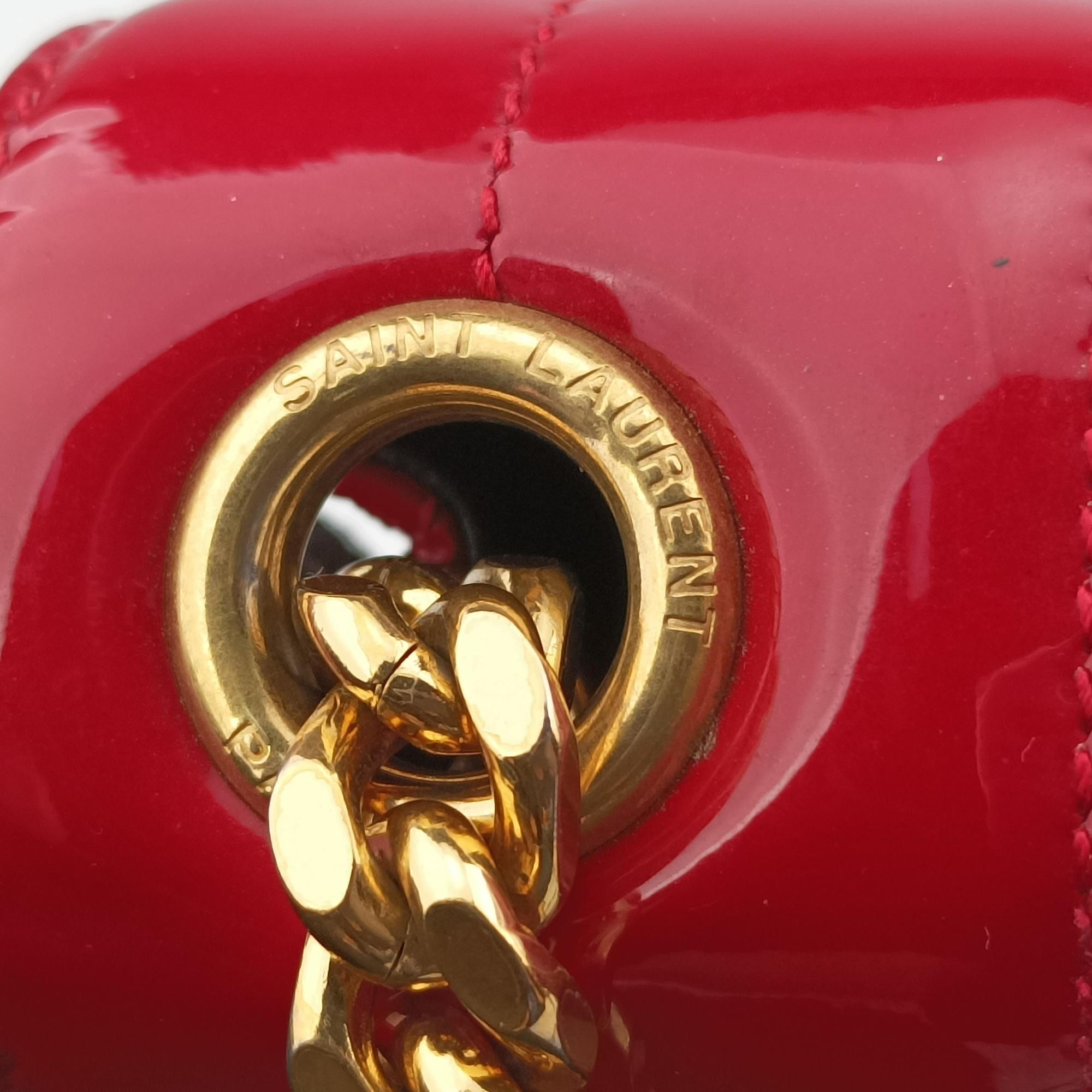 Pre-owned Yves Saint Laurent VICKY Red Patent Leather 538439 shoulderbag | stylenewstar