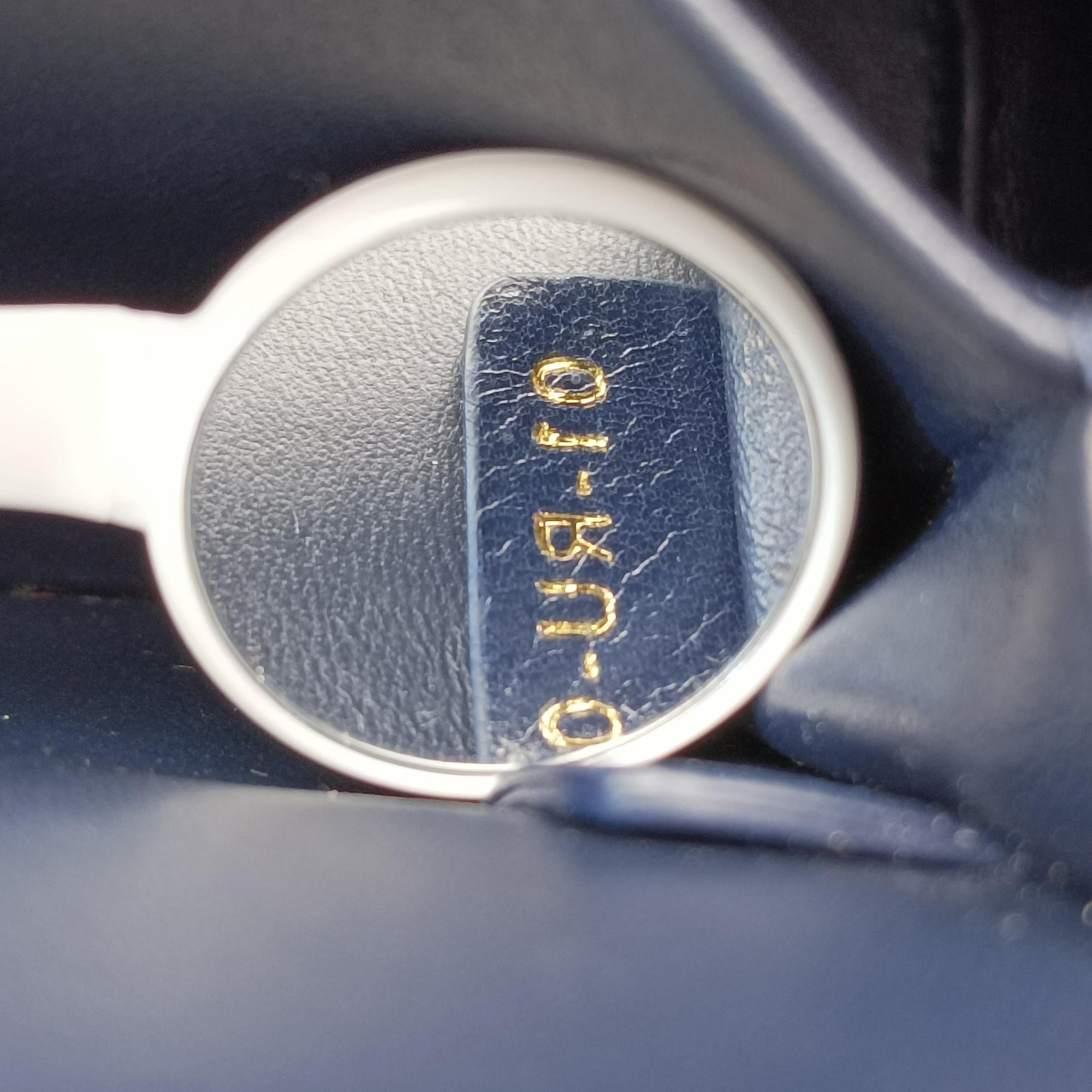 Pre-owned Christian Dior 30 MONTAIGNE Navy Leather  shoulderbag | stylenewstar