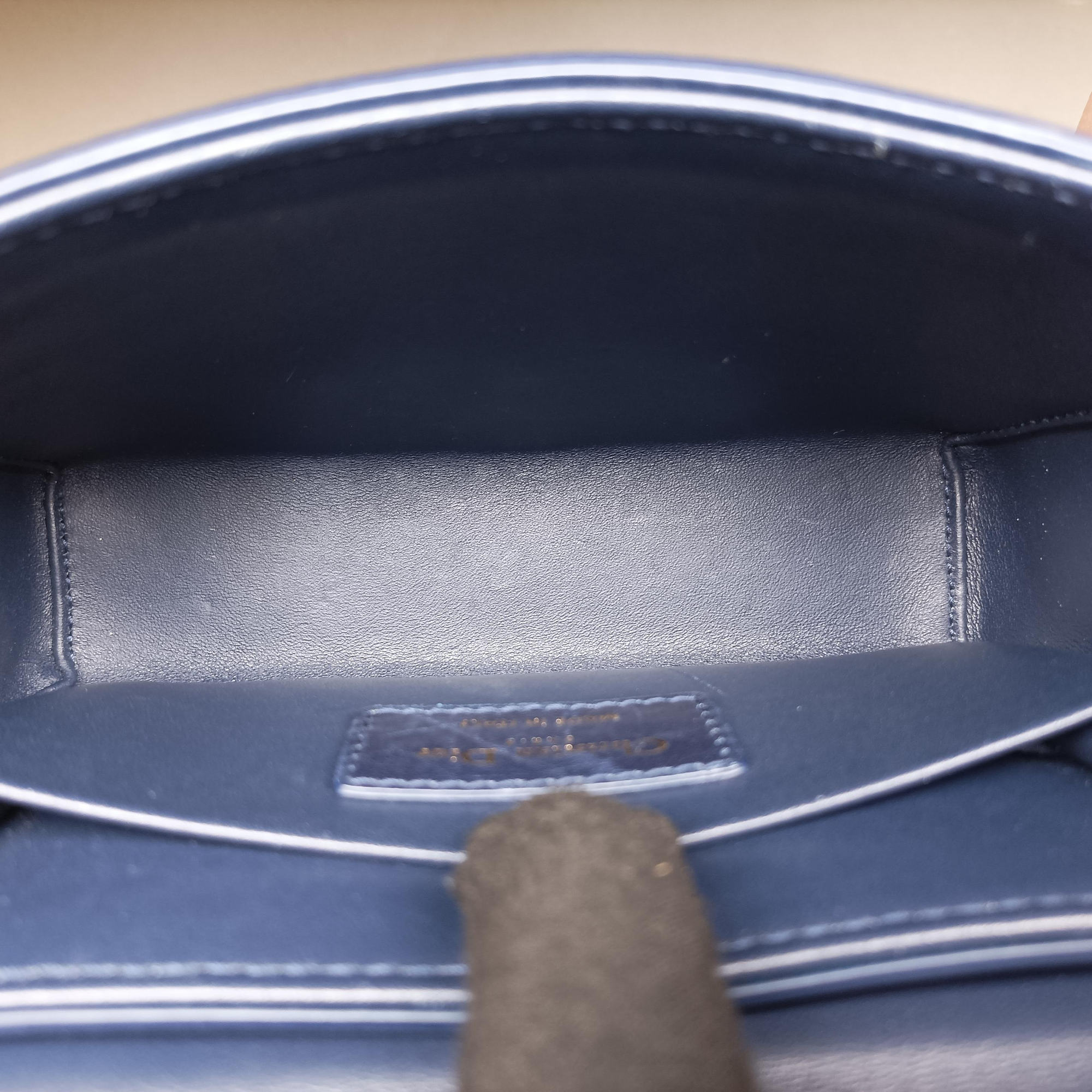 Pre-owned Christian Dior 30 MONTAIGNE Navy Leather  shoulderbag | stylenewstar