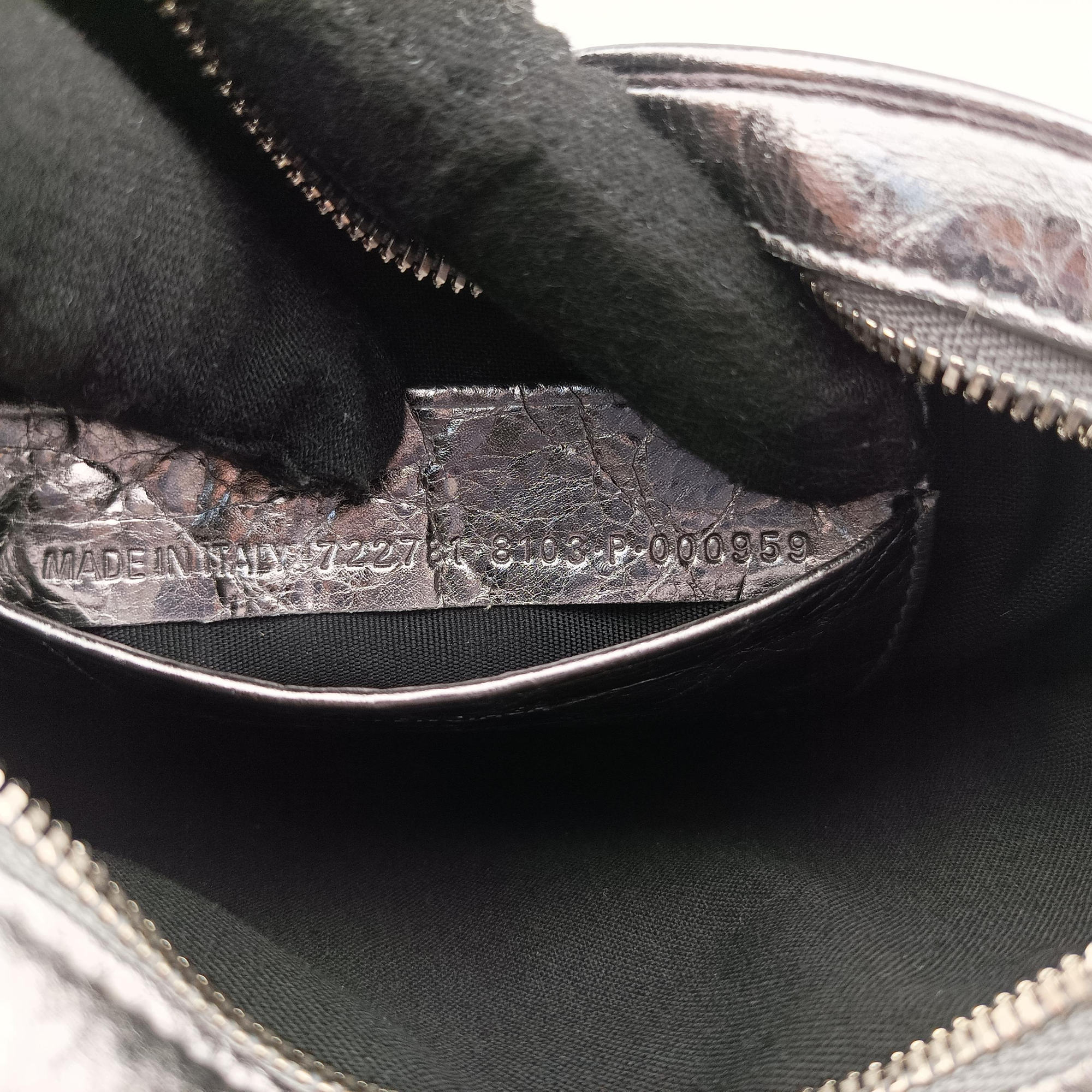 Pre-owned Balenciaga Heart mini Silver Lambskin  shoulderbag | stylenewstar