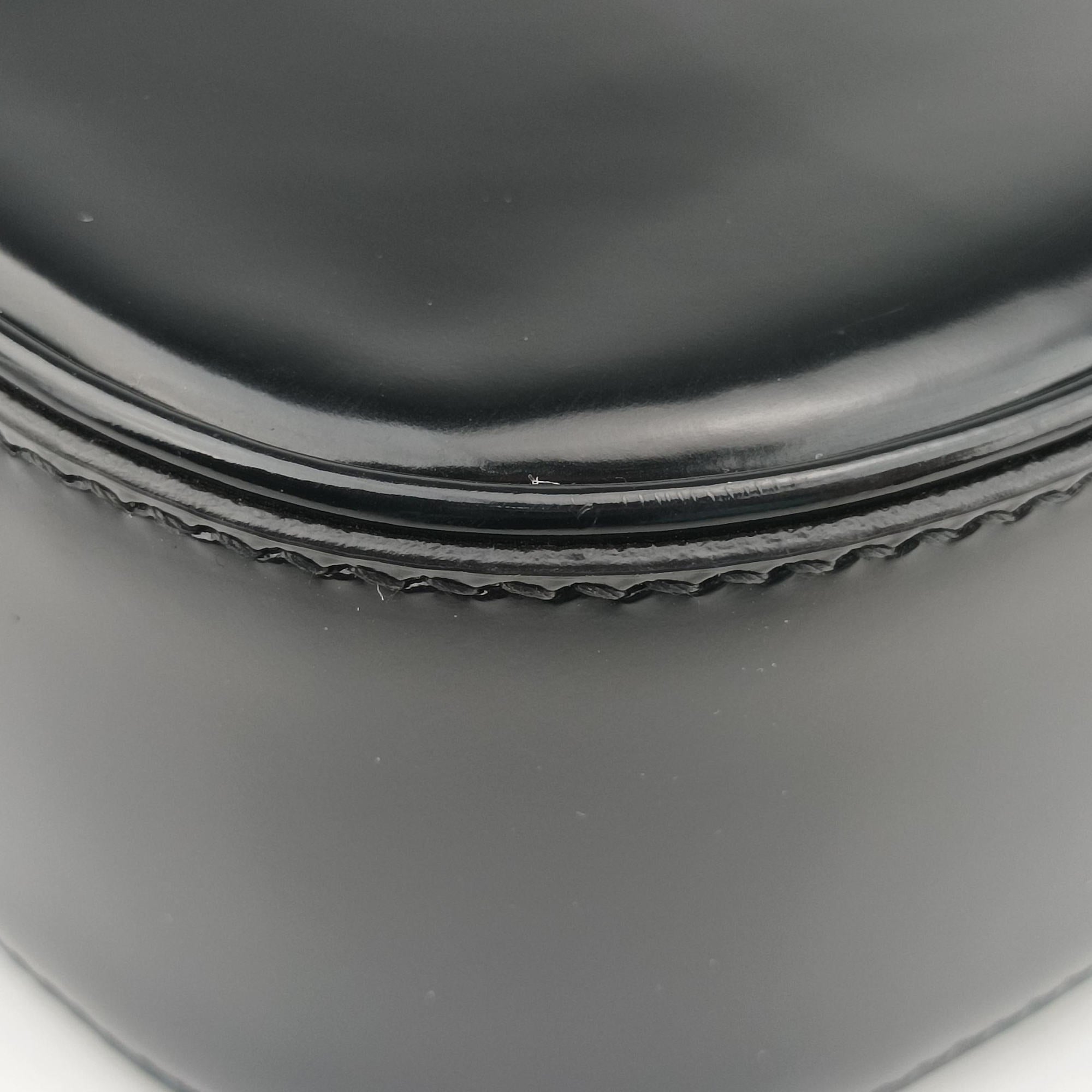 Pre-owned Ferragamo Archive Black Leather  shoulderbag | stylenewstar