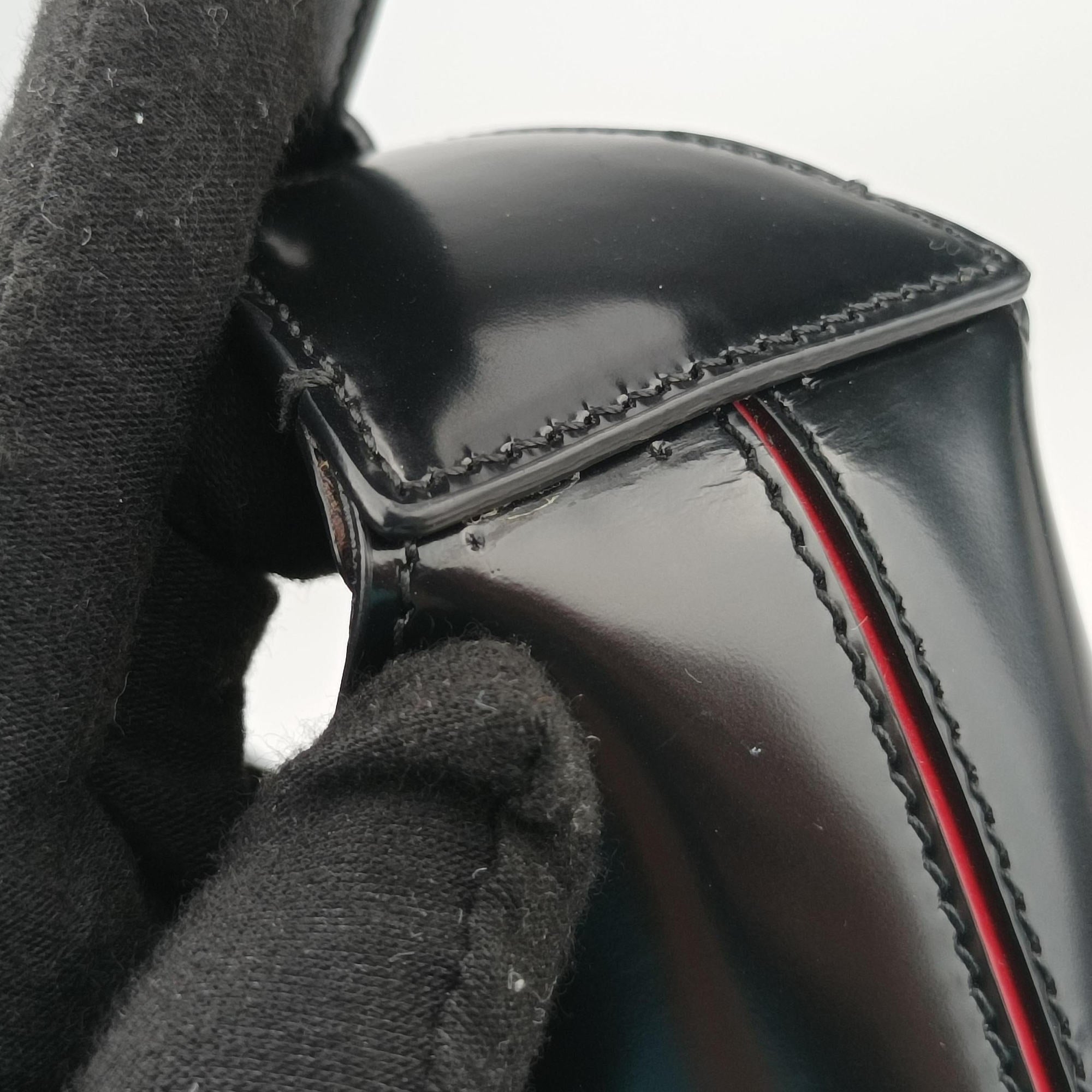 Pre-owned Ferragamo Archive Black Leather  shoulderbag | stylenewstar